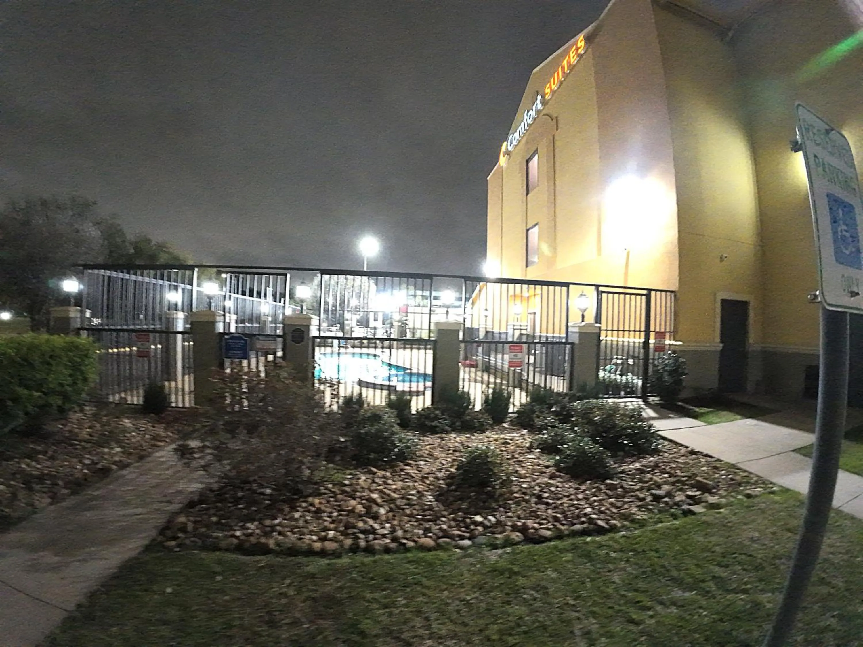 Property building in Comfort Suites Westchase Houston Energy Corridor