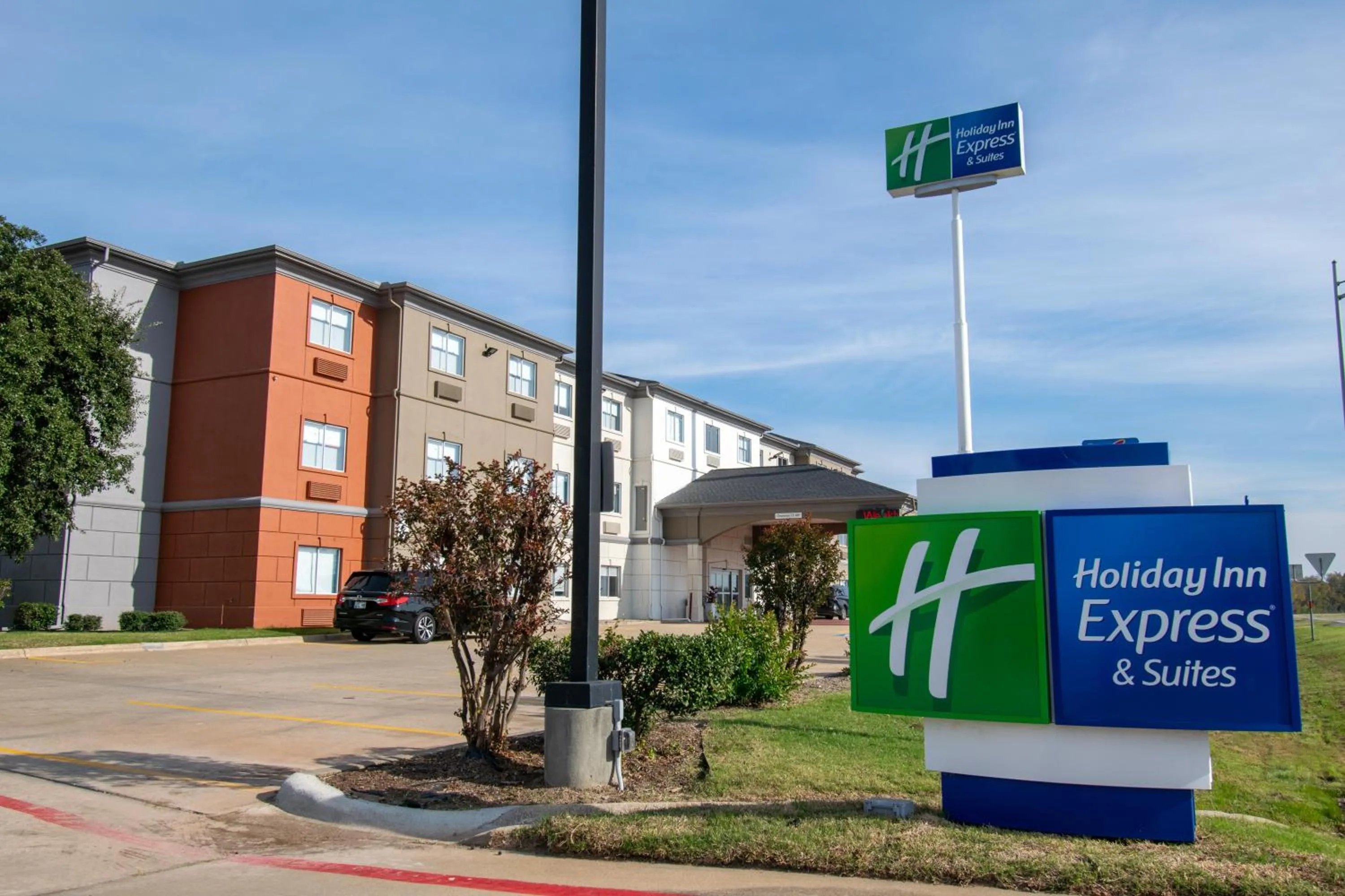 Property building in Holiday Inn Express & Suites Sulphur Springs by IHG