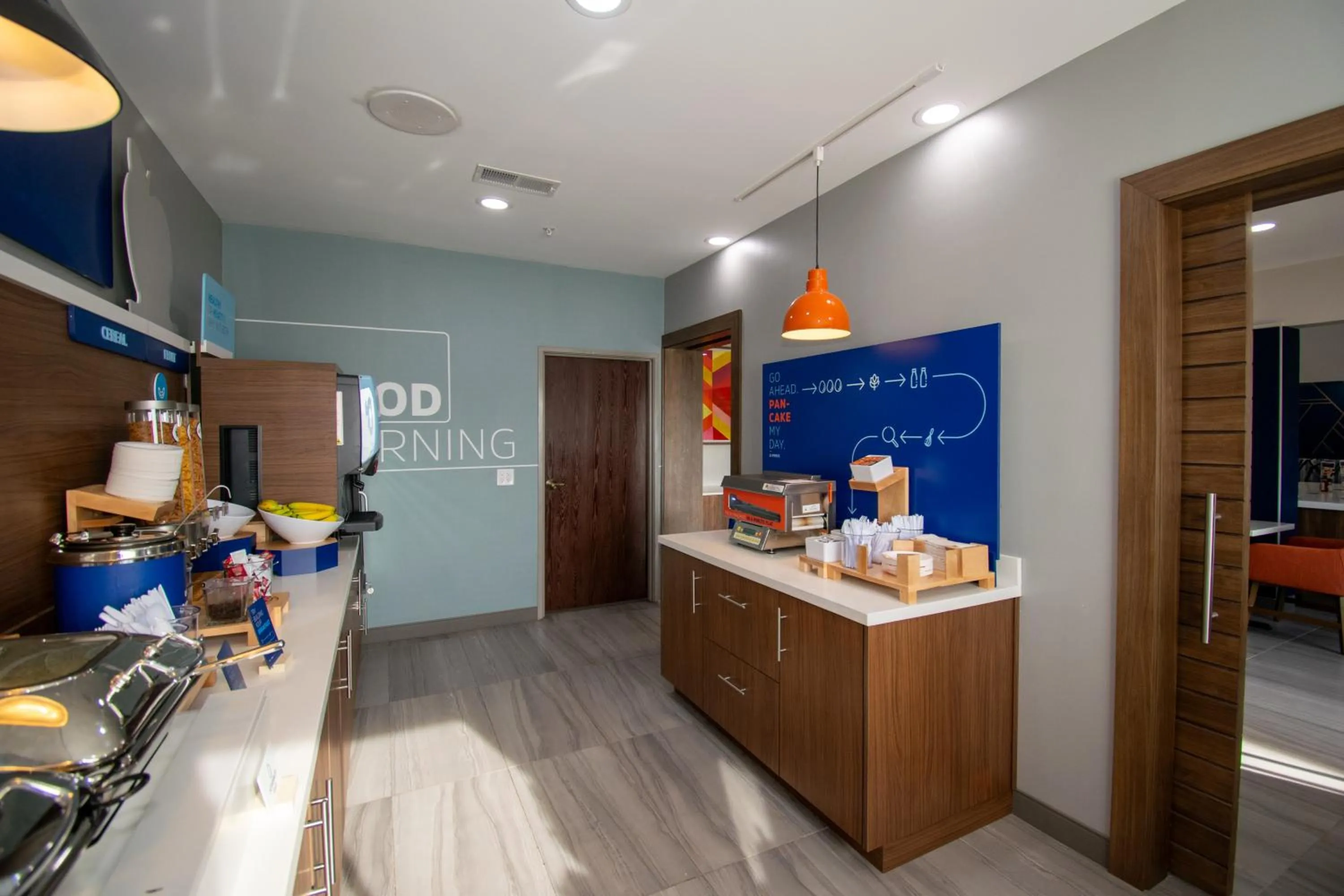 Kitchen or kitchenette in Holiday Inn Express & Suites Sulphur Springs by IHG