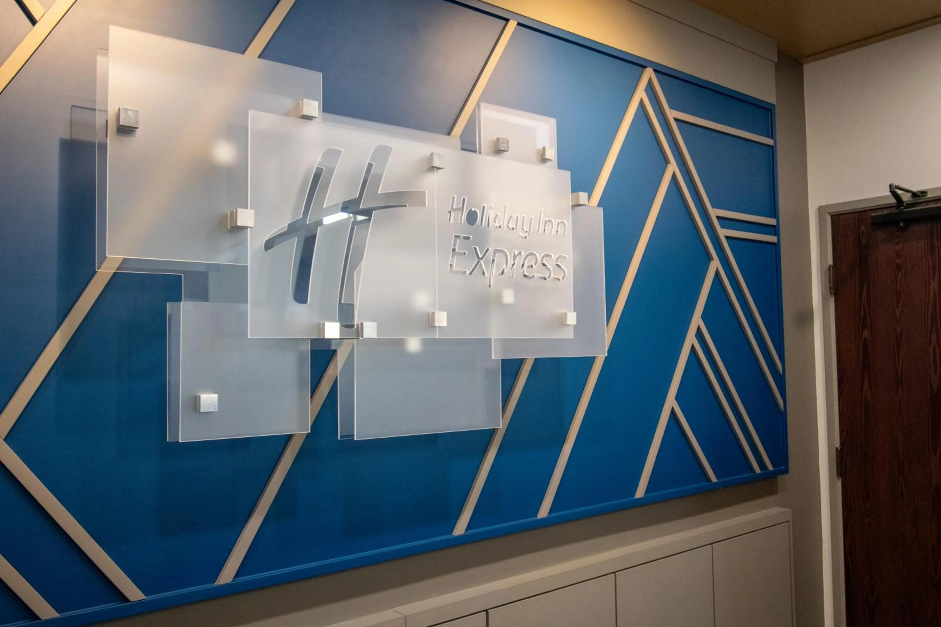 Property logo or sign in Holiday Inn Express & Suites Sulphur Springs by IHG