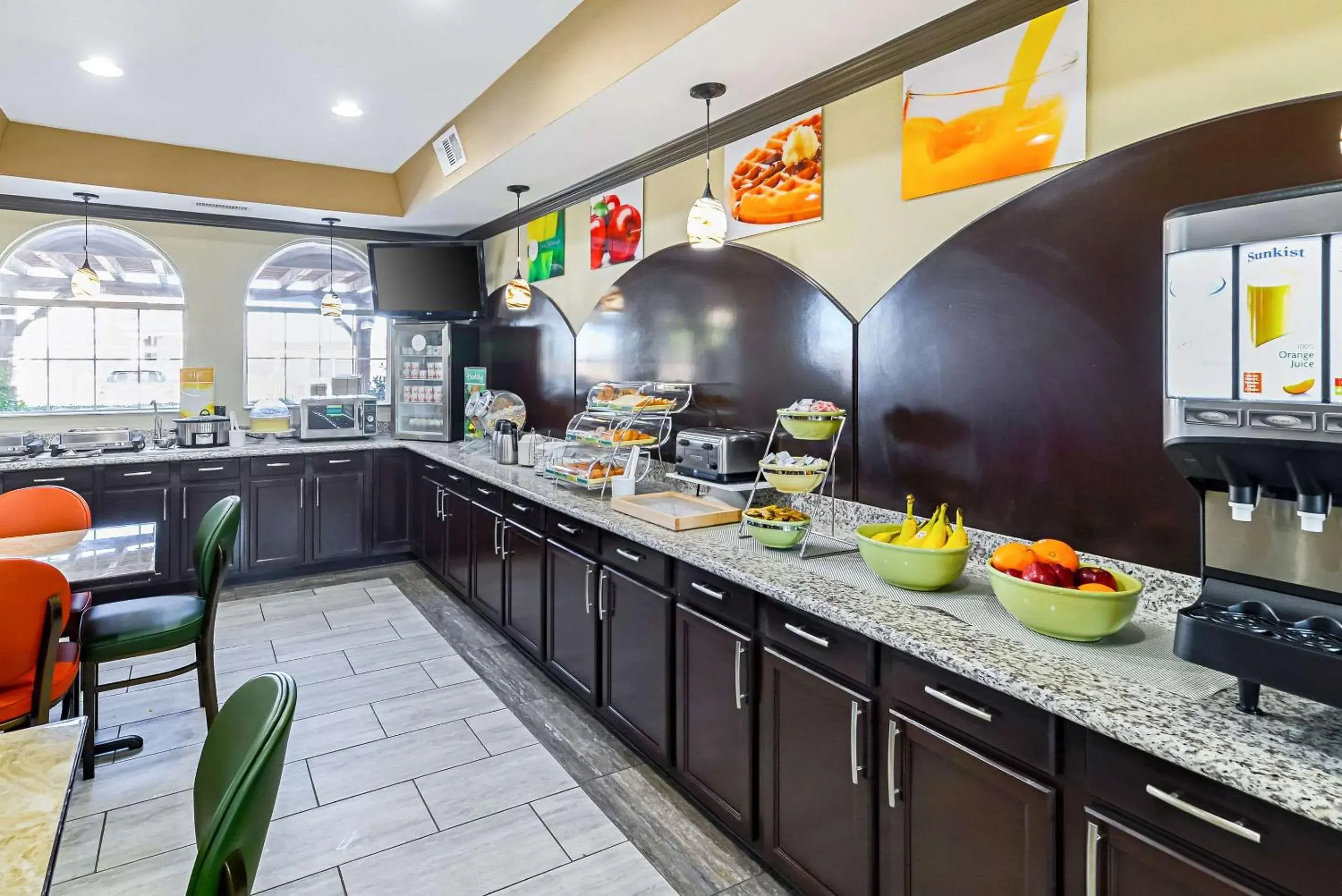 Restaurant/places to eat in Quality Inn & Suites Lubbock South Restaurant/places to eat in Quality Inn & Suites Lubbock South