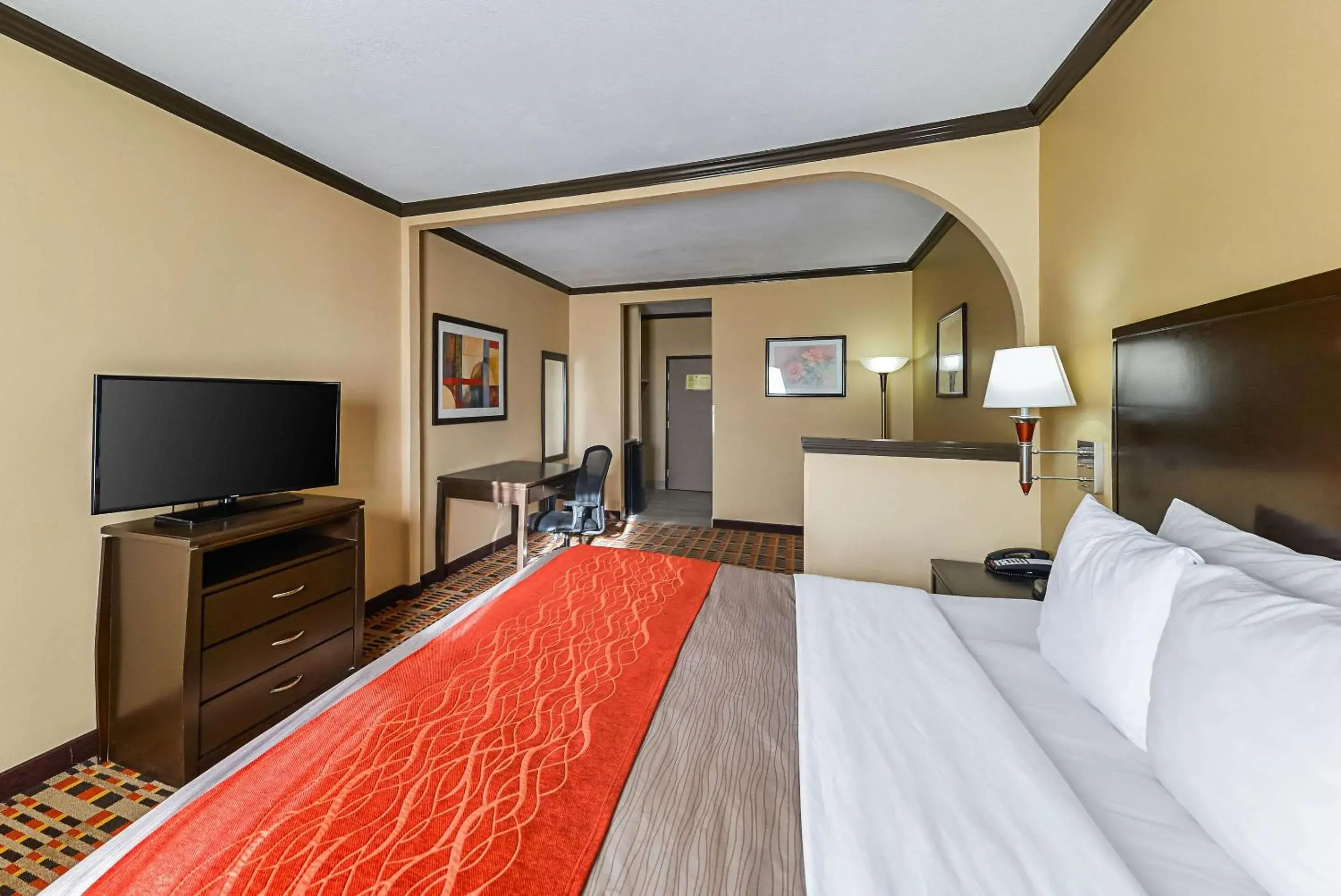 Photo of the whole room in Quality Inn & Suites Lubbock South Photo of the whole room in Quality Inn & Suites Lubbock South