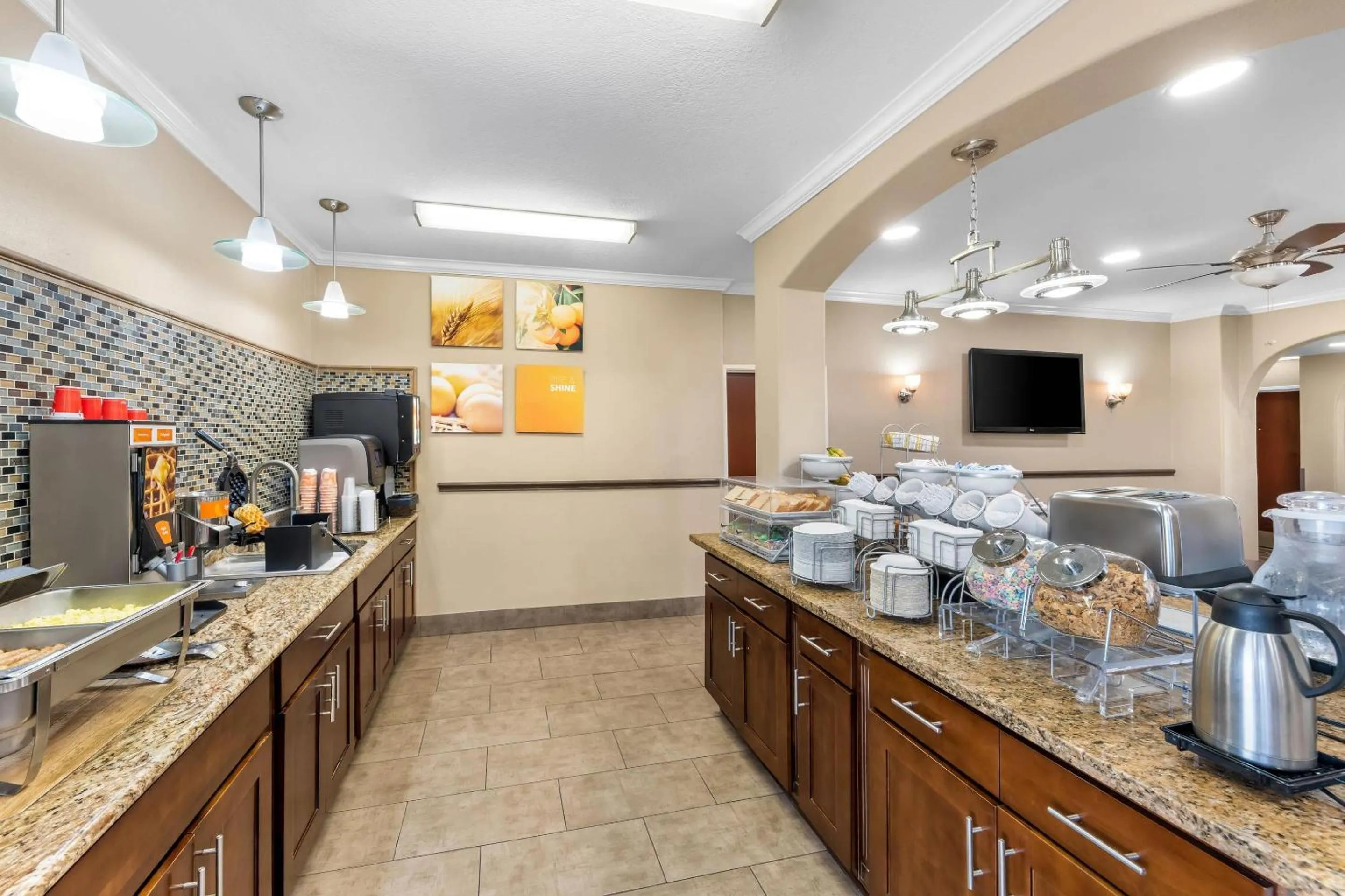 Breakfast in Comfort Inn Corsicana East