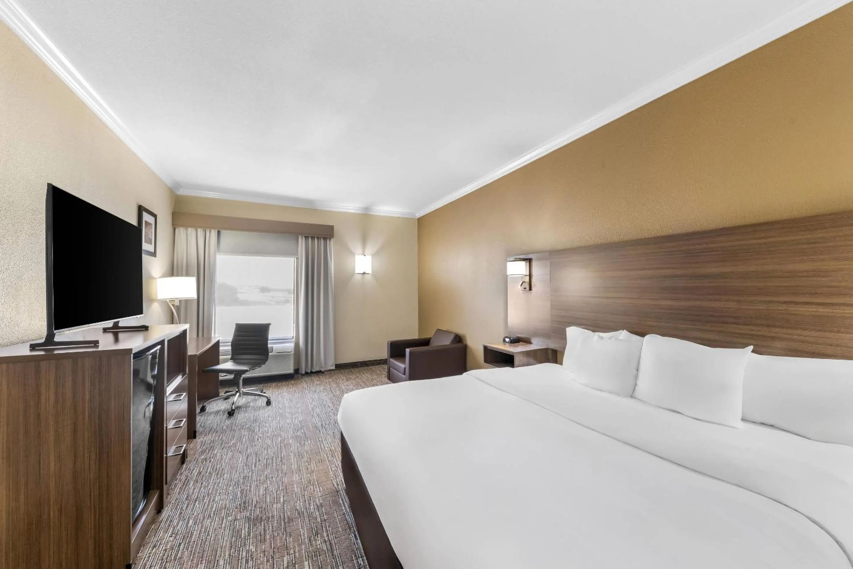 Bedroom, Bed in Comfort Inn Corsicana East