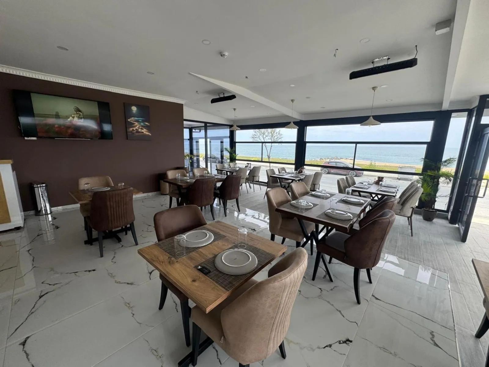 Restaurant/places to eat in istanbul Airport Kumsal Otel