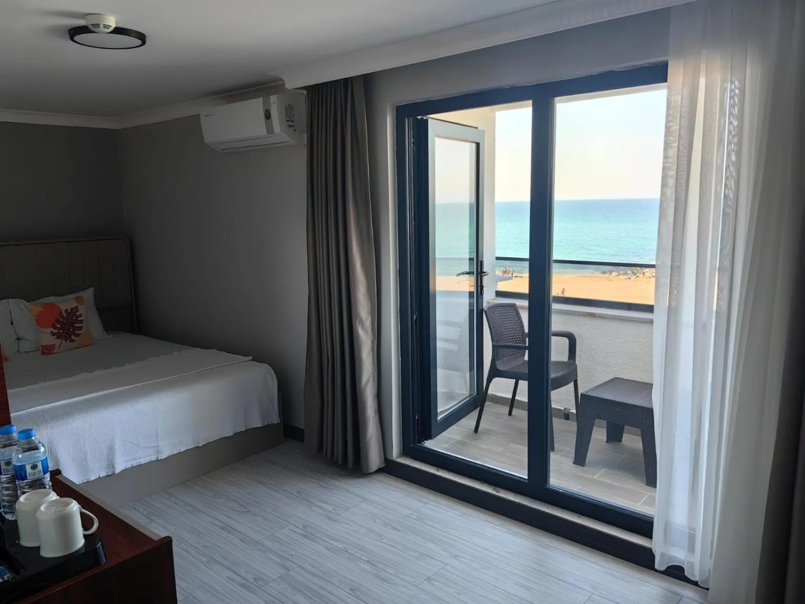 Bed in istanbul Airport Kumsal Otel