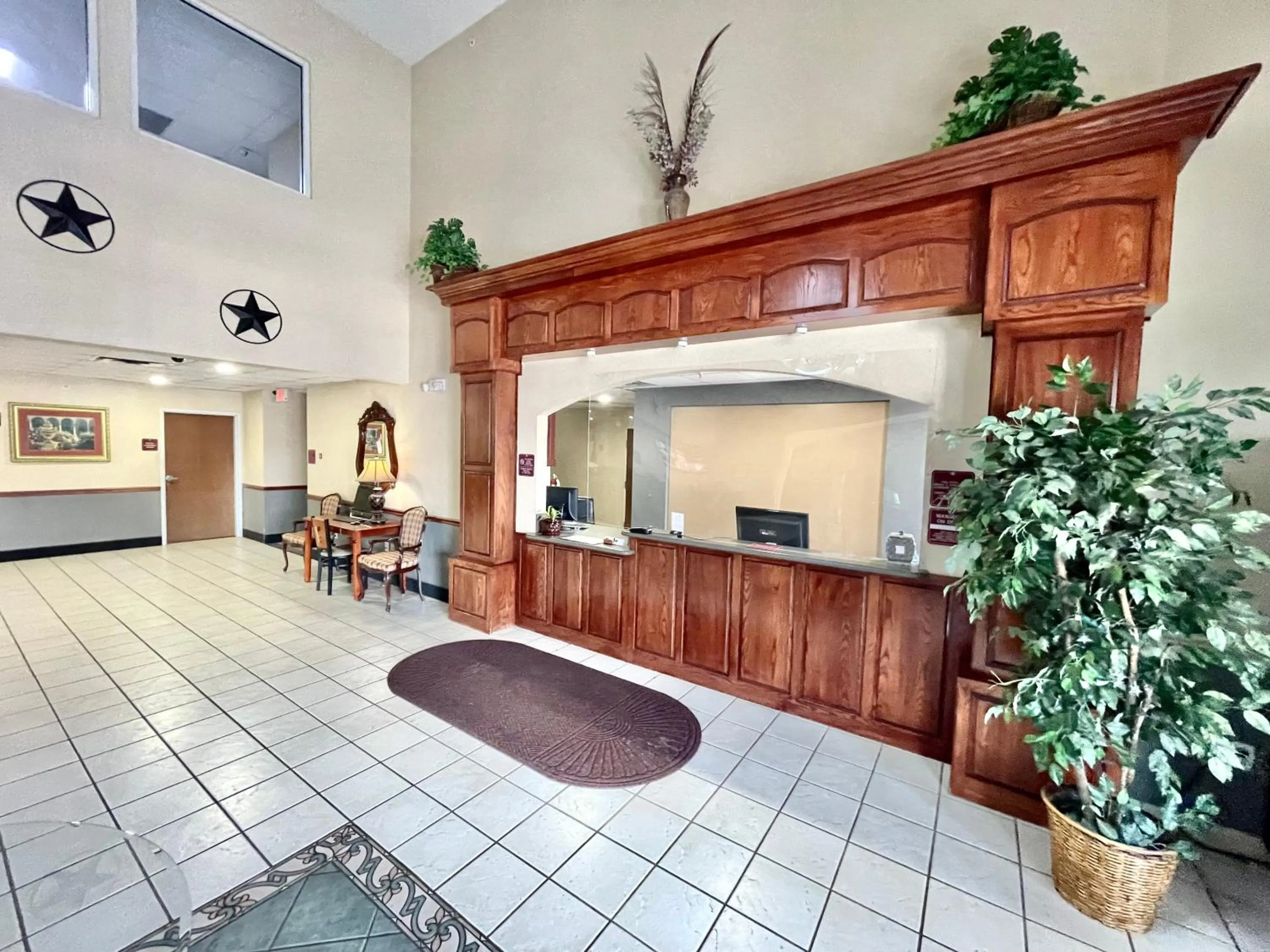 Lobby or reception in FairBridge Inn & Suites Cleburne