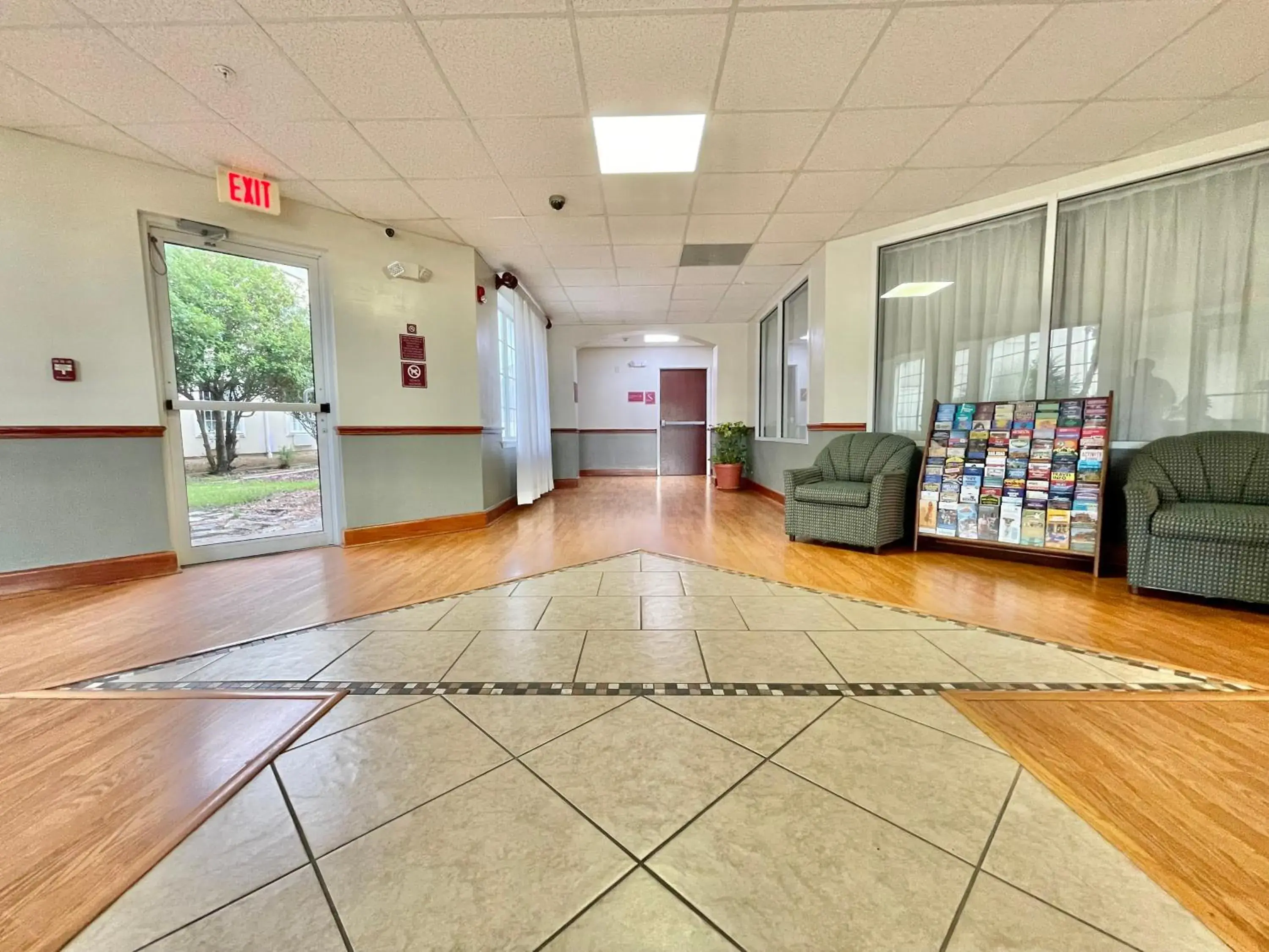 Property building in FairBridge Inn & Suites Cleburne Property building in FairBridge Inn & Suites Cleburne