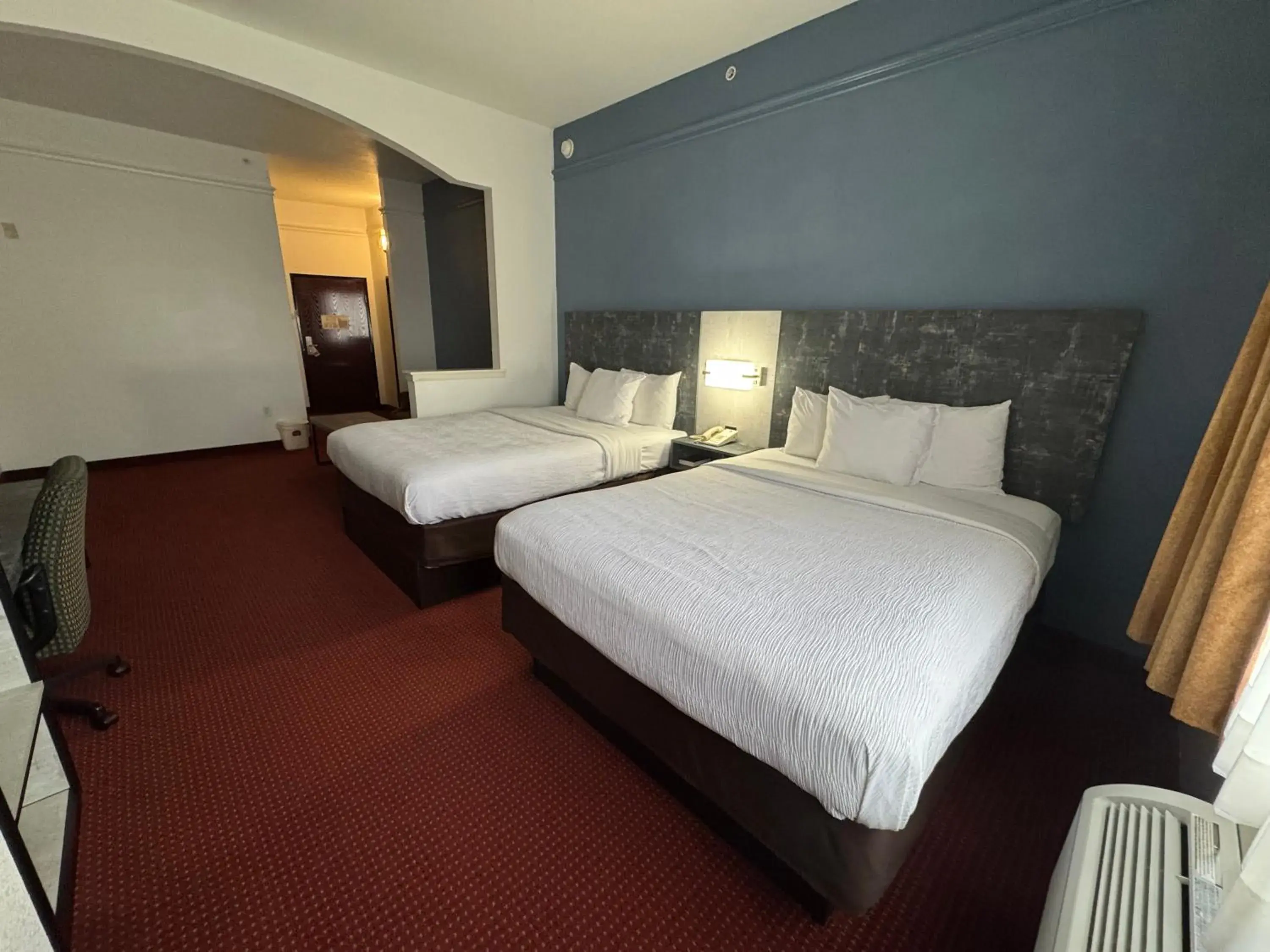 Bed in FairBridge Inn & Suites Cleburne Bed in FairBridge Inn & Suites Cleburne