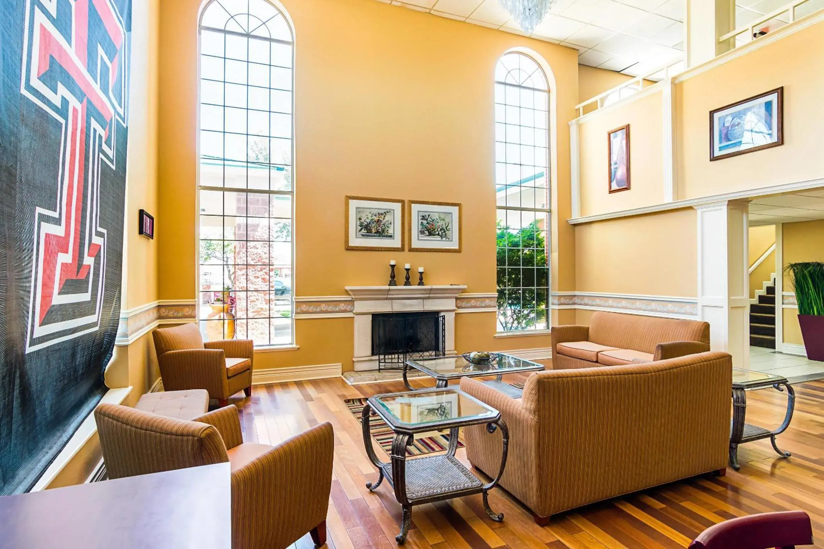 Lobby or reception in Quality Suites Lubbock Southwest Lobby or reception in Quality Suites Lubbock Southwest