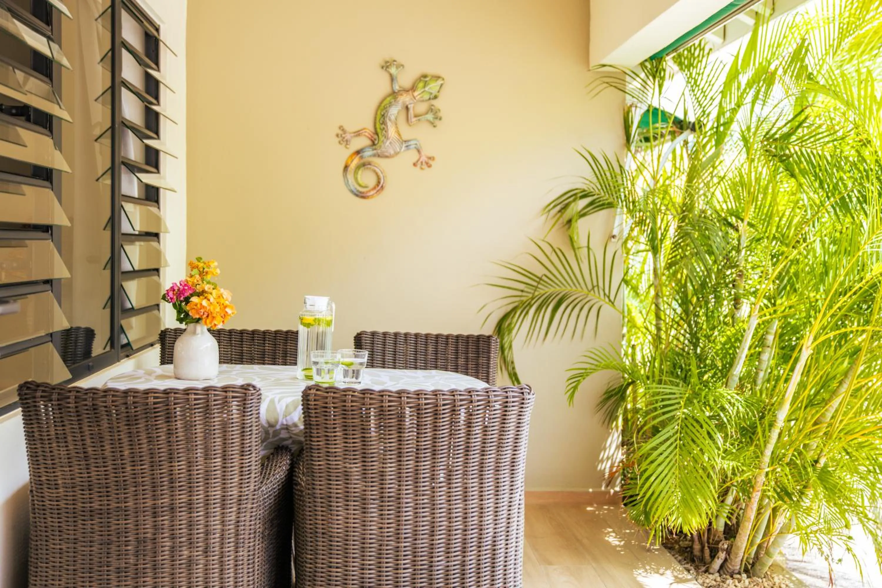 Seating area in ABC Lodges Curacao