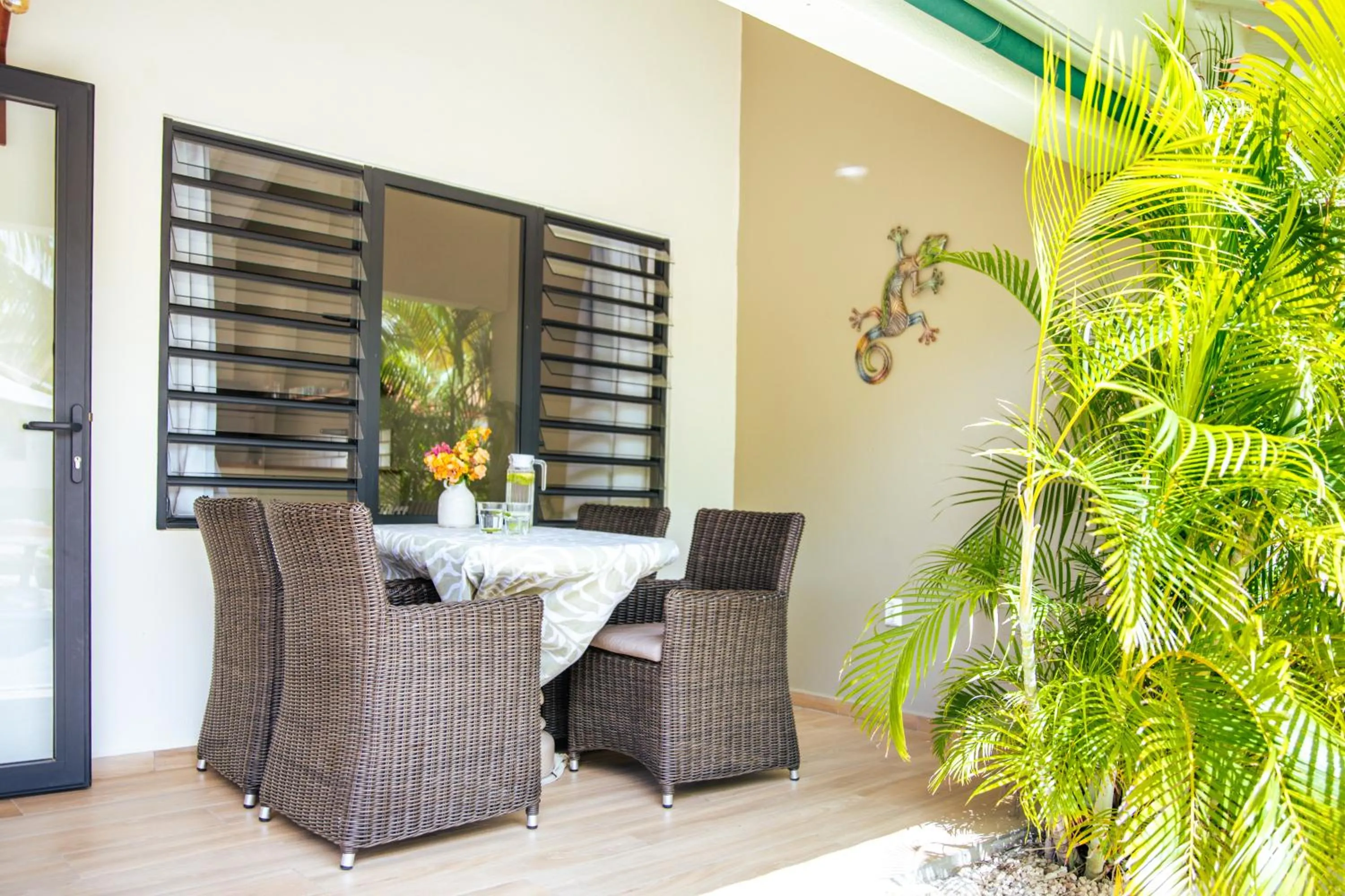 Seating area in ABC Lodges Curacao