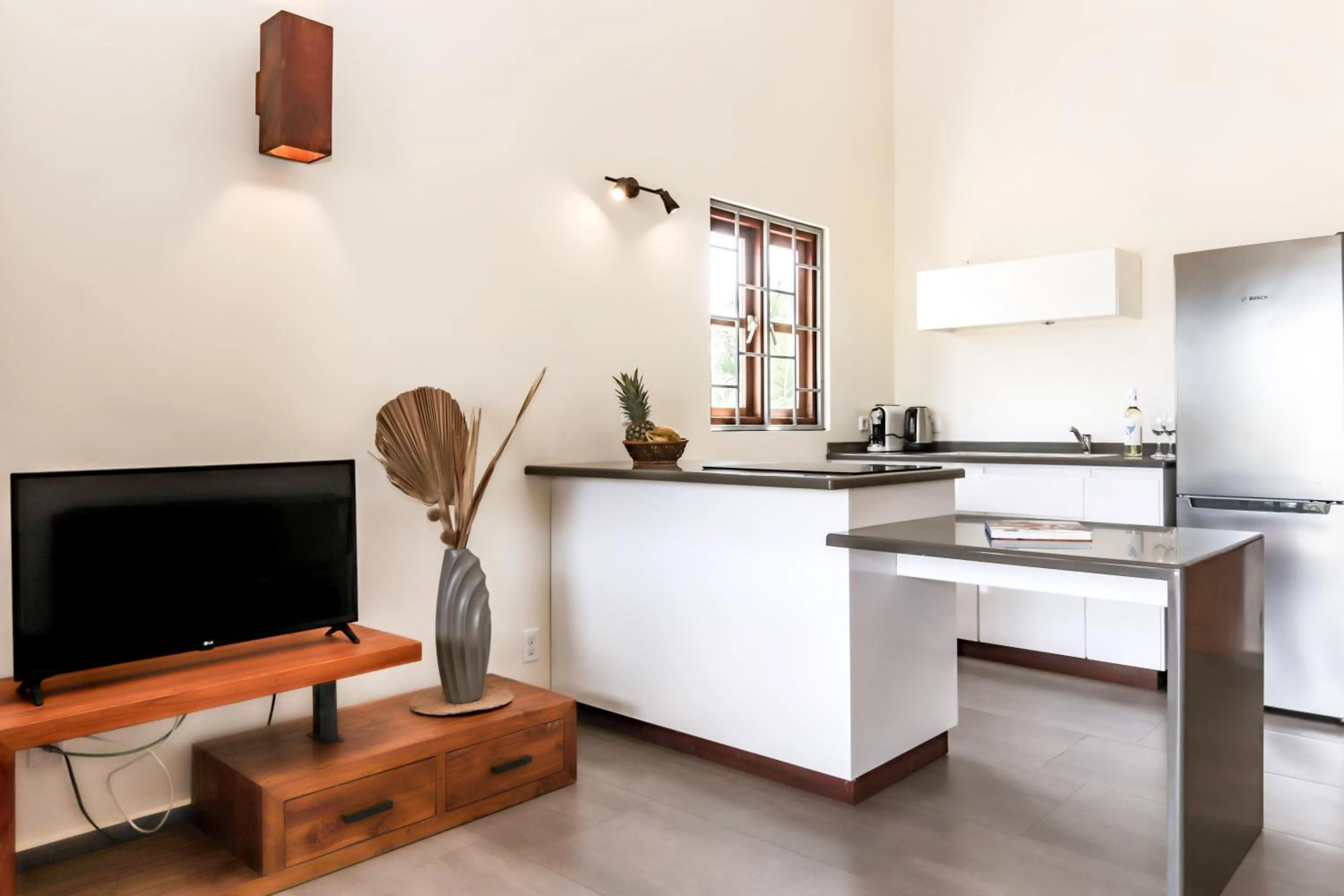 kitchen in ABC Lodges Curacao