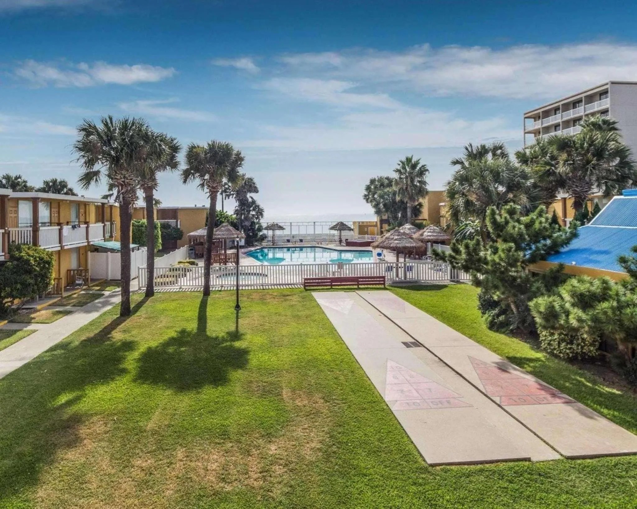 Property building in Quality Inn & Suites Corpus Christi Beachside