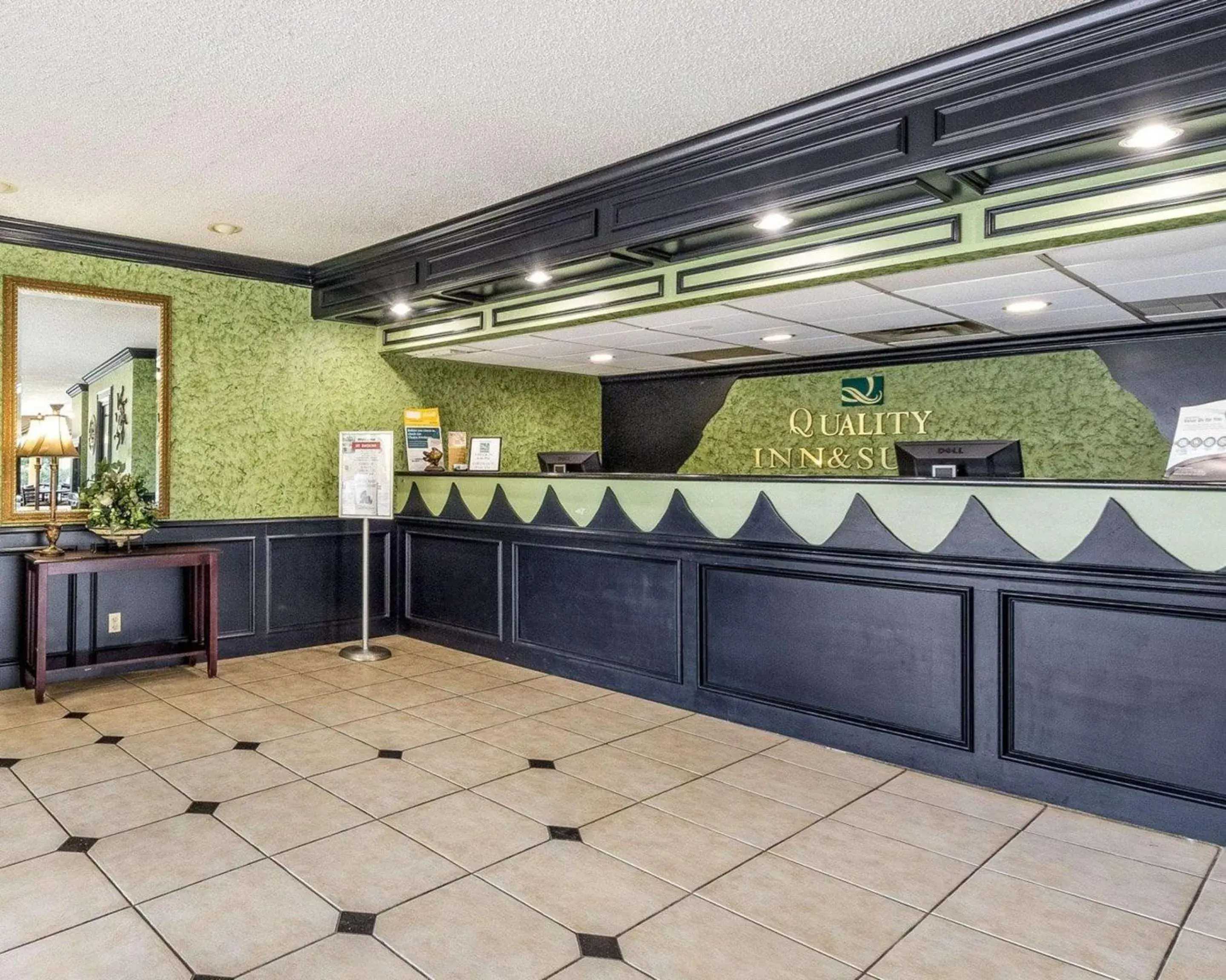 Lobby or reception in Quality Inn & Suites Corpus Christi Beachside Lobby or reception in Quality Inn & Suites Corpus Christi Beachside