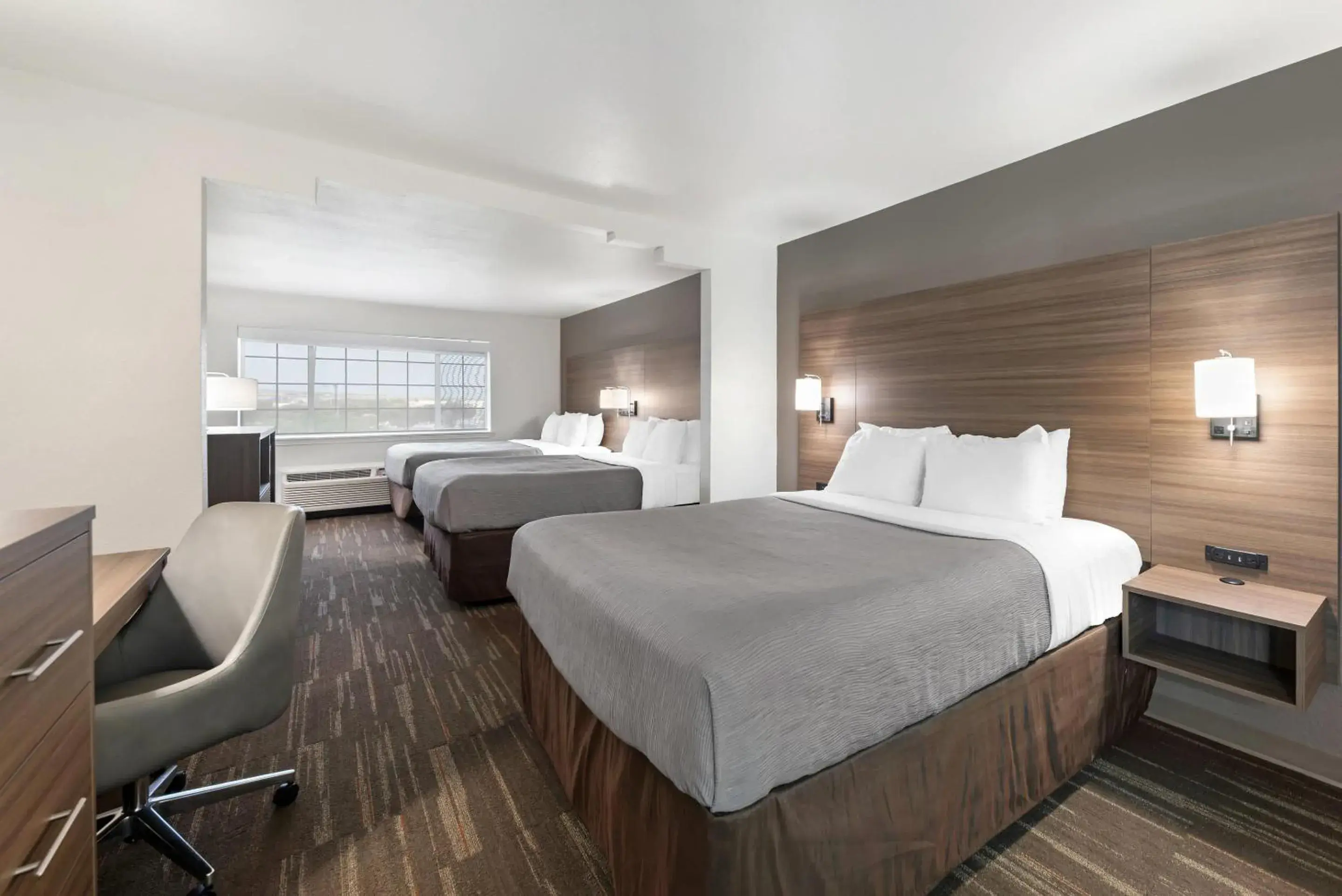 Bedroom, Bed in Quality Inn Near Seaworld - Lackland Bedroom, Bed in Quality Inn Near Seaworld - Lackland