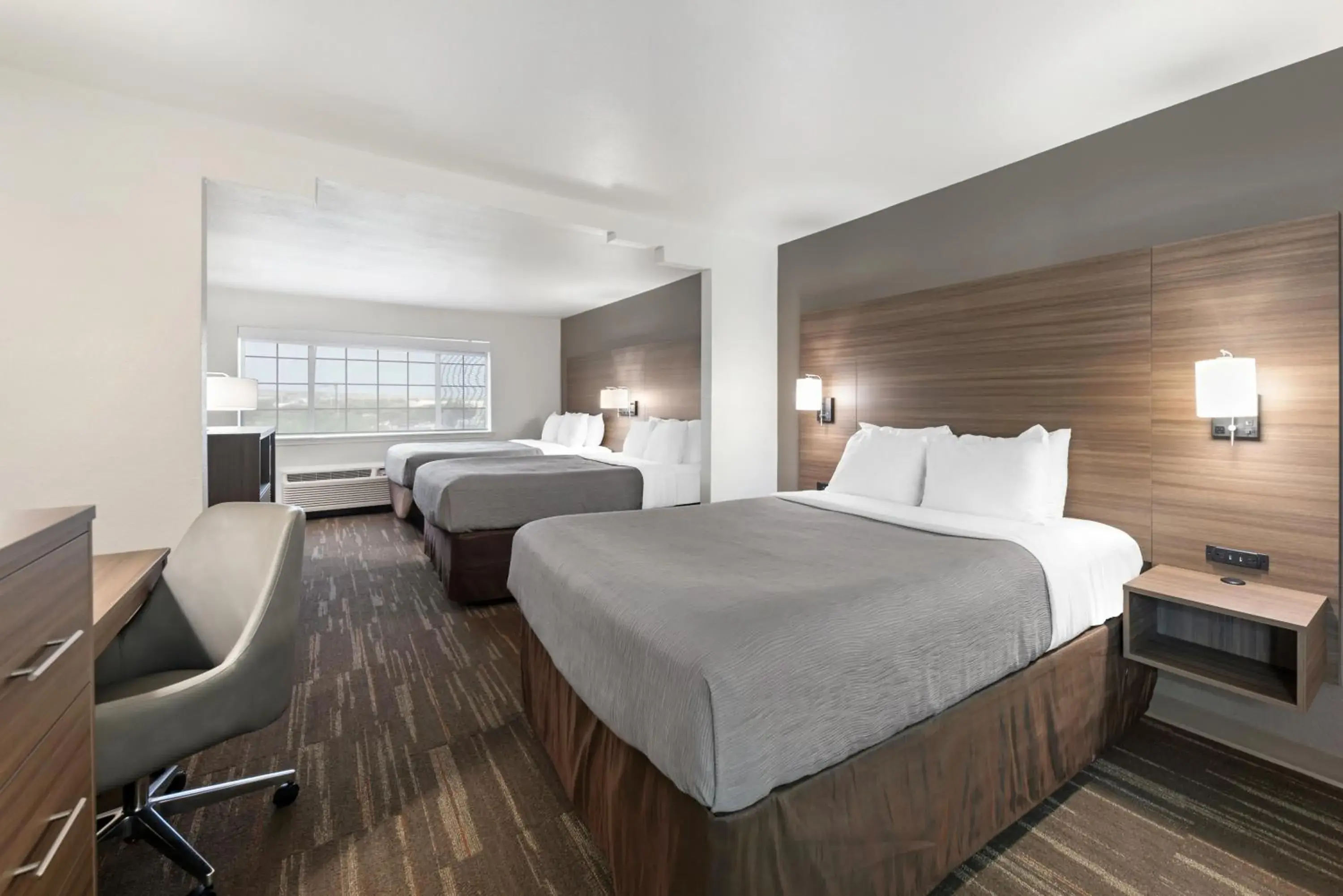 Bed in Quality Inn Near Seaworld - Lackland Bed in Quality Inn Near Seaworld - Lackland