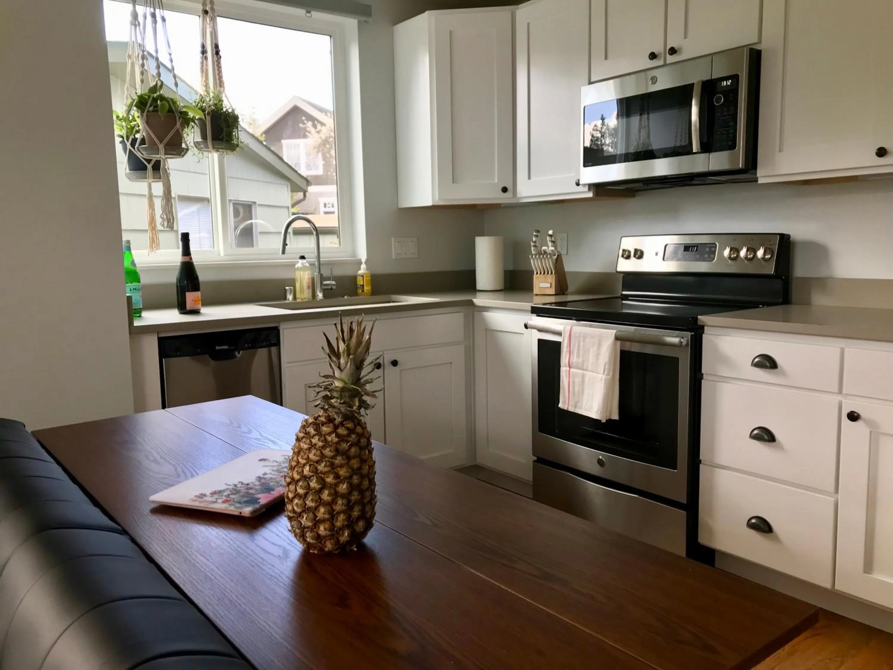 Birdhouse on Green Lake