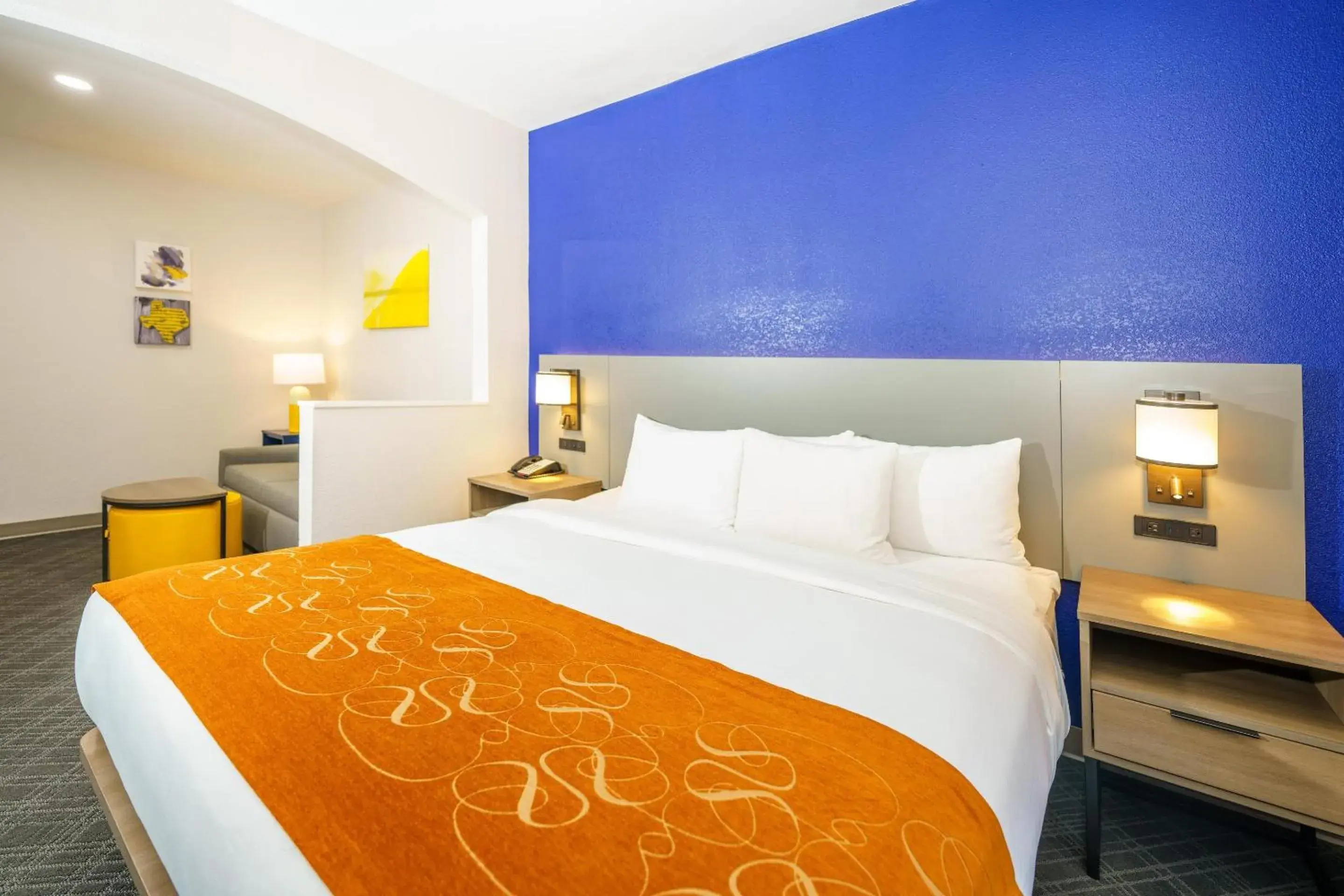 King Suite - Non-Smoking in Comfort Suites University Drive King Suite - Non-Smoking in Comfort Suites University Drive