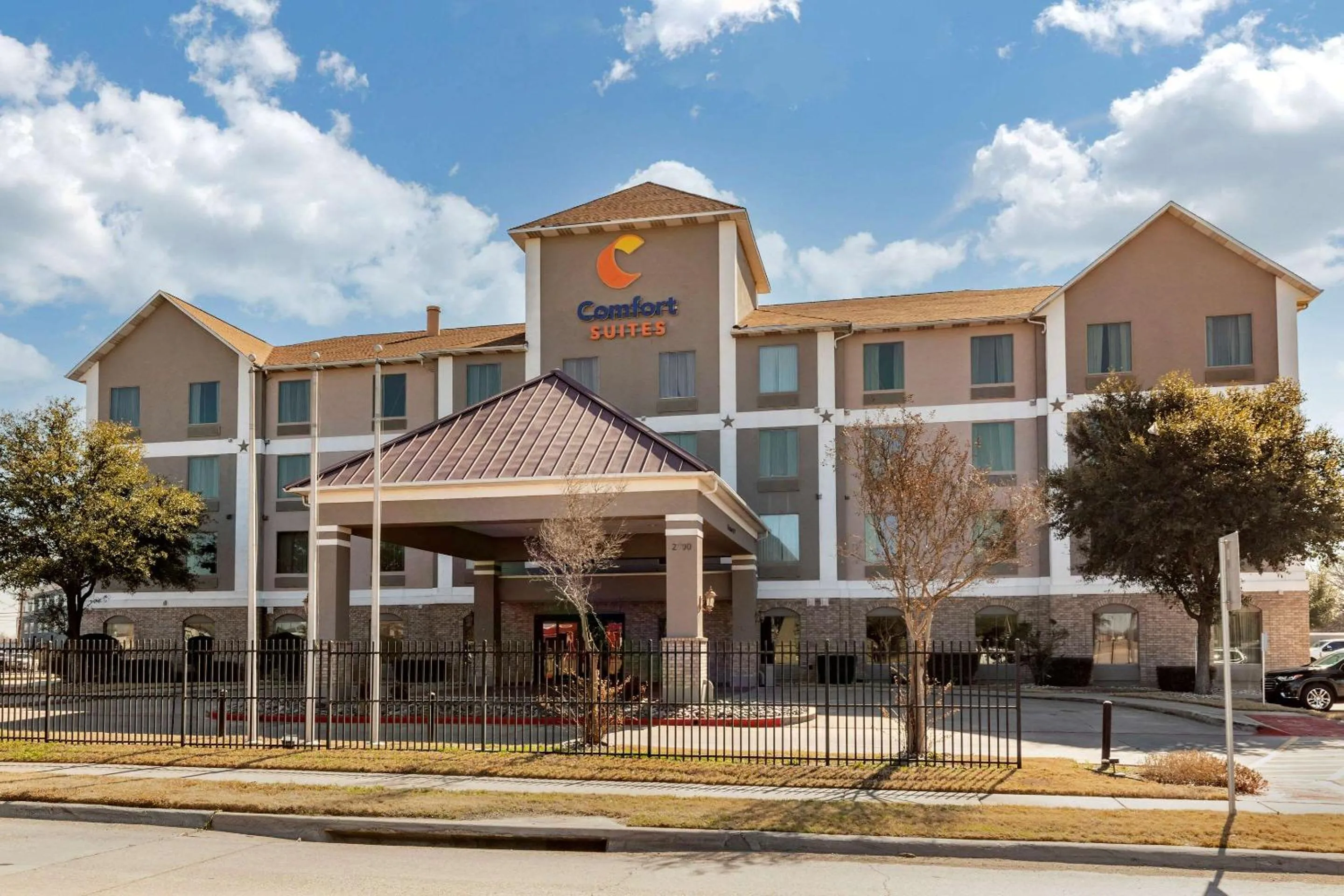 Property building in Comfort Suites Waco Near University Area