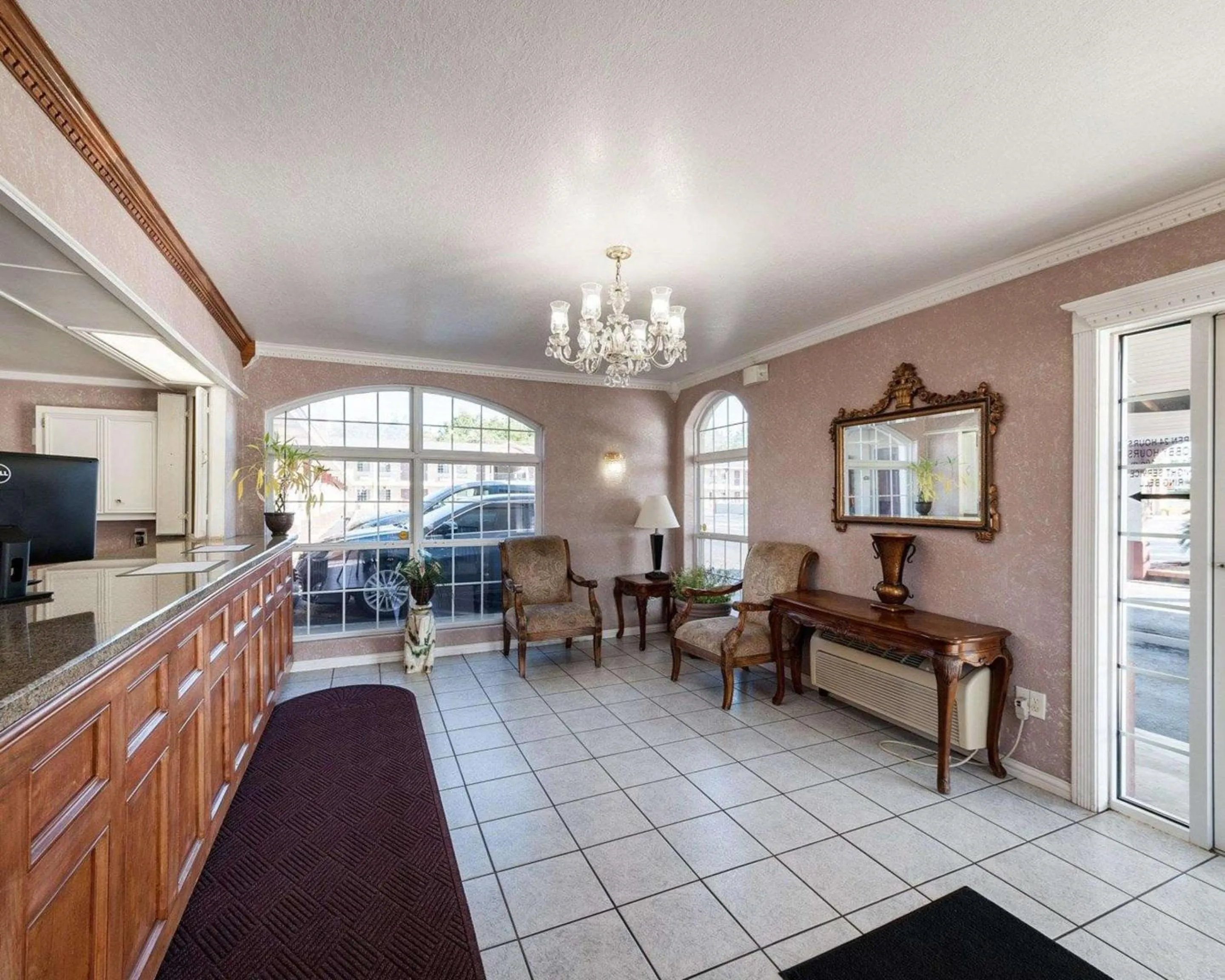 Lobby or reception in Econo Lodge Jasper