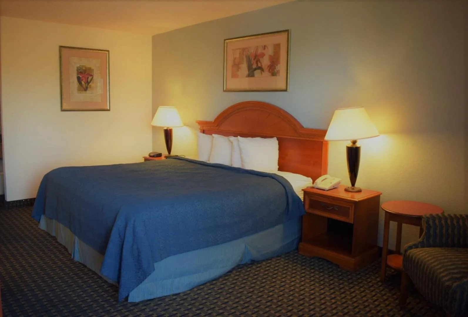 Texas Inn & Suites