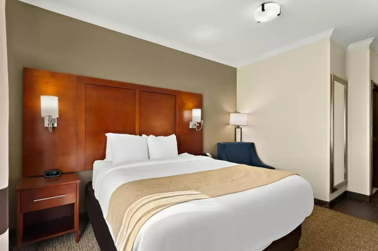 Bed in Comfort Suites Corpus Christi Central