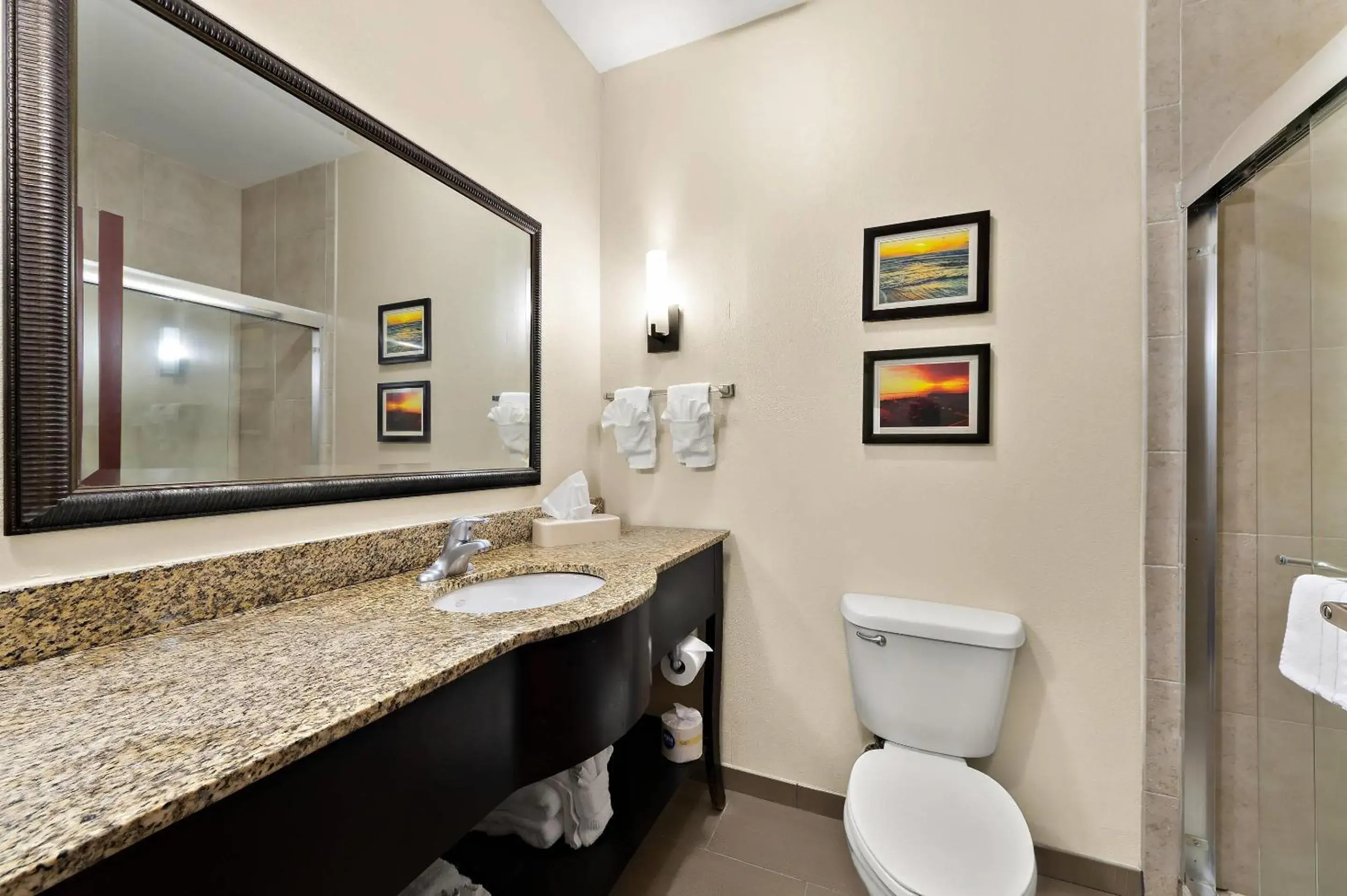 Bedroom in Comfort Suites Corpus Christi Central Bedroom in Comfort Suites Corpus Christi Central