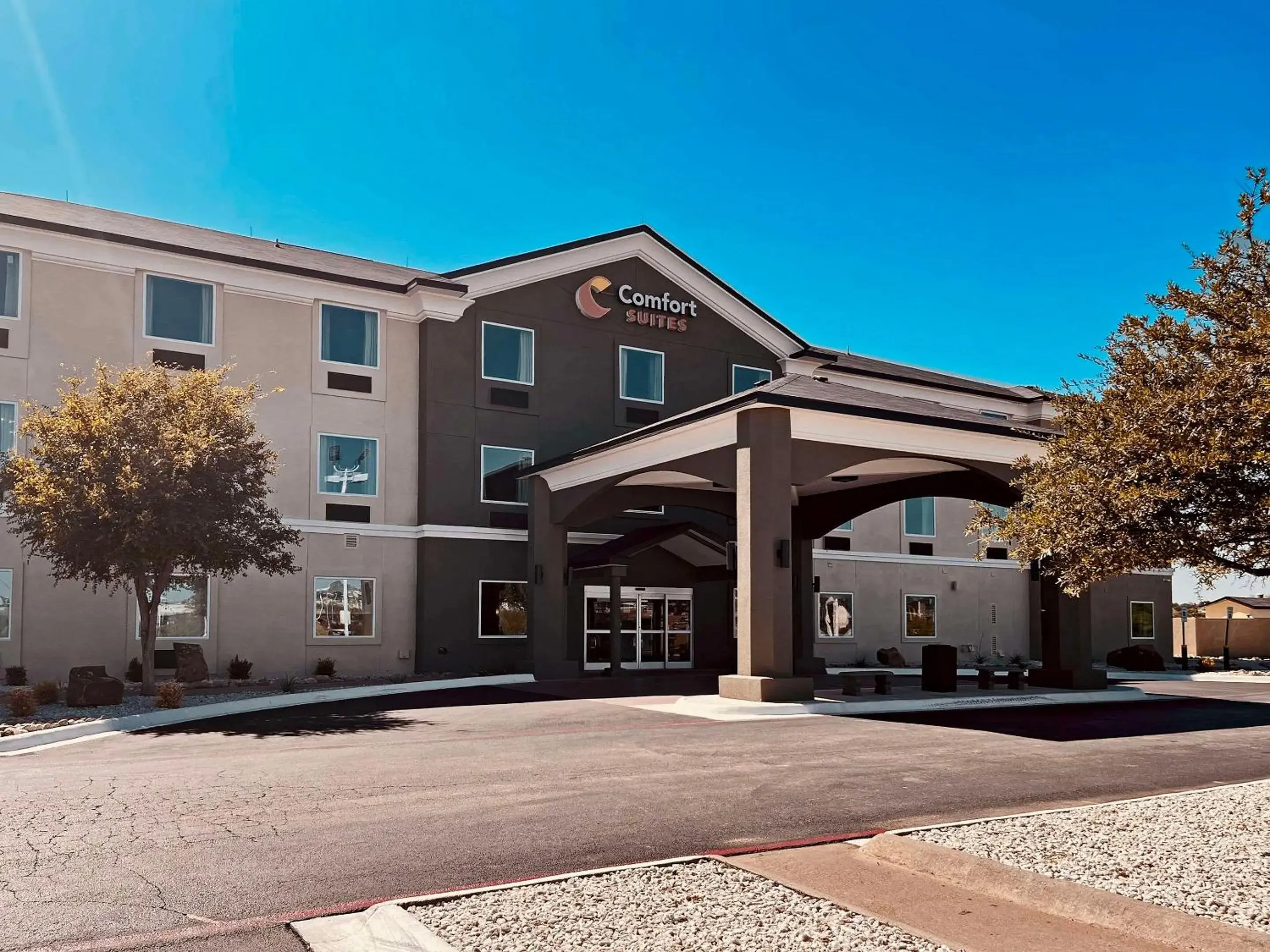 Property building in Comfort Suites San Angelo near University Property building in Comfort Suites San Angelo near University