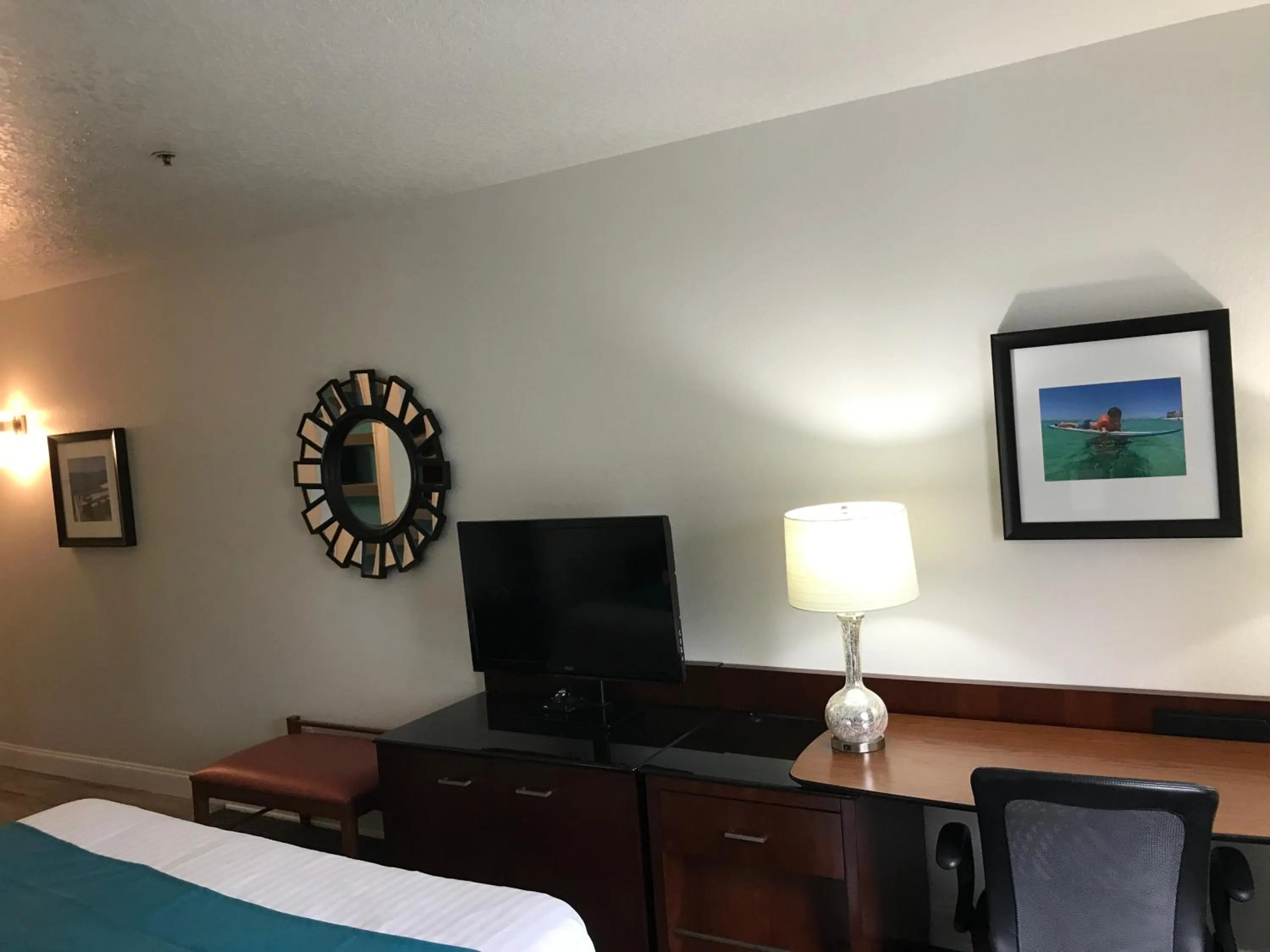 TV and multimedia, Bed in Hotel Pensacola