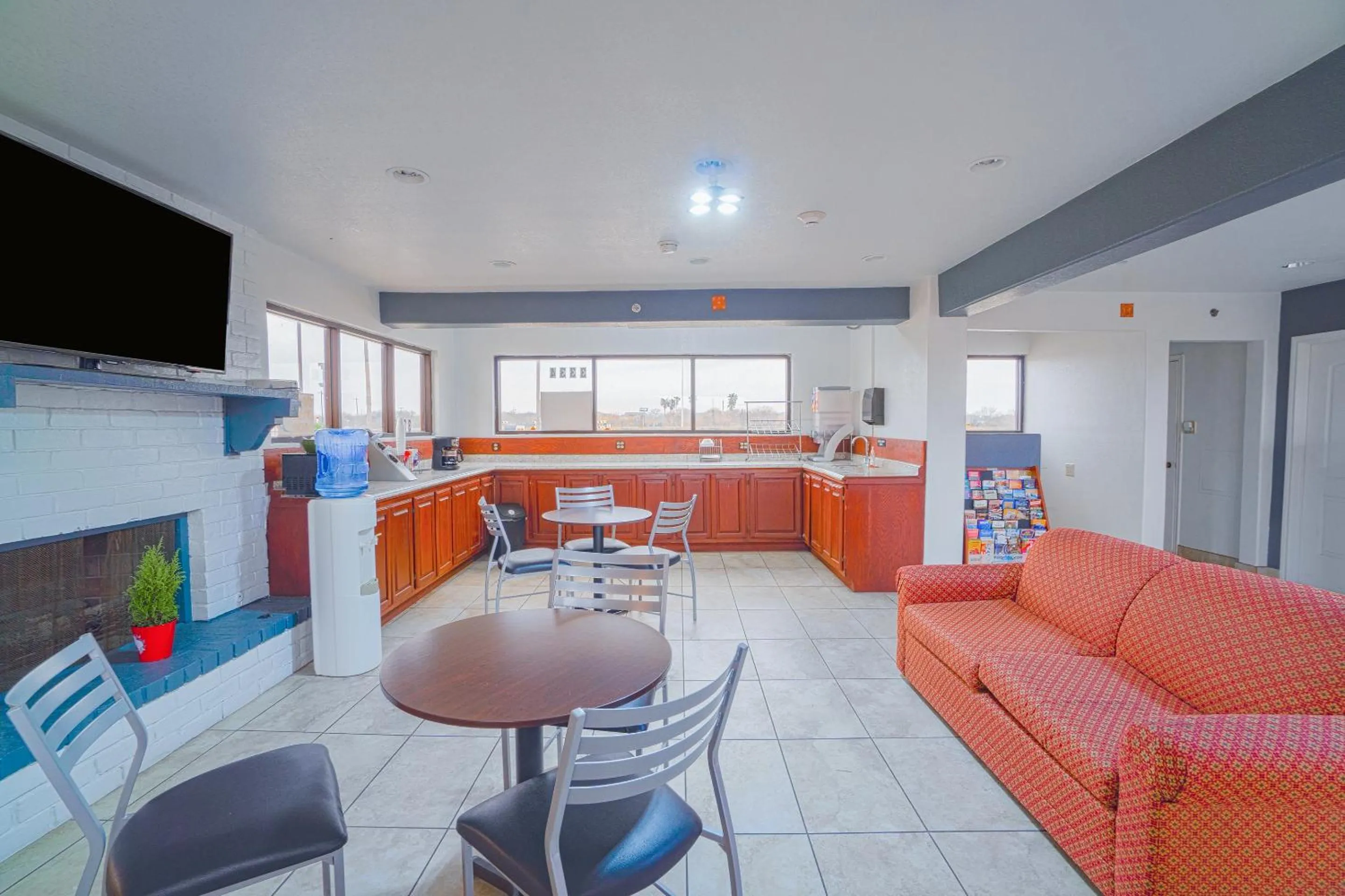 Lobby or reception in OYO Hotel Kingsville - Hwy 77