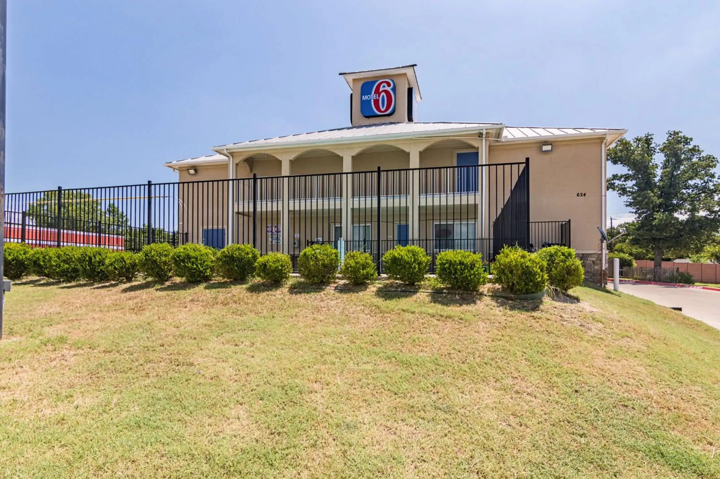 Property building in Motel 6-Azle, TX Property building in Motel 6-Azle, TX