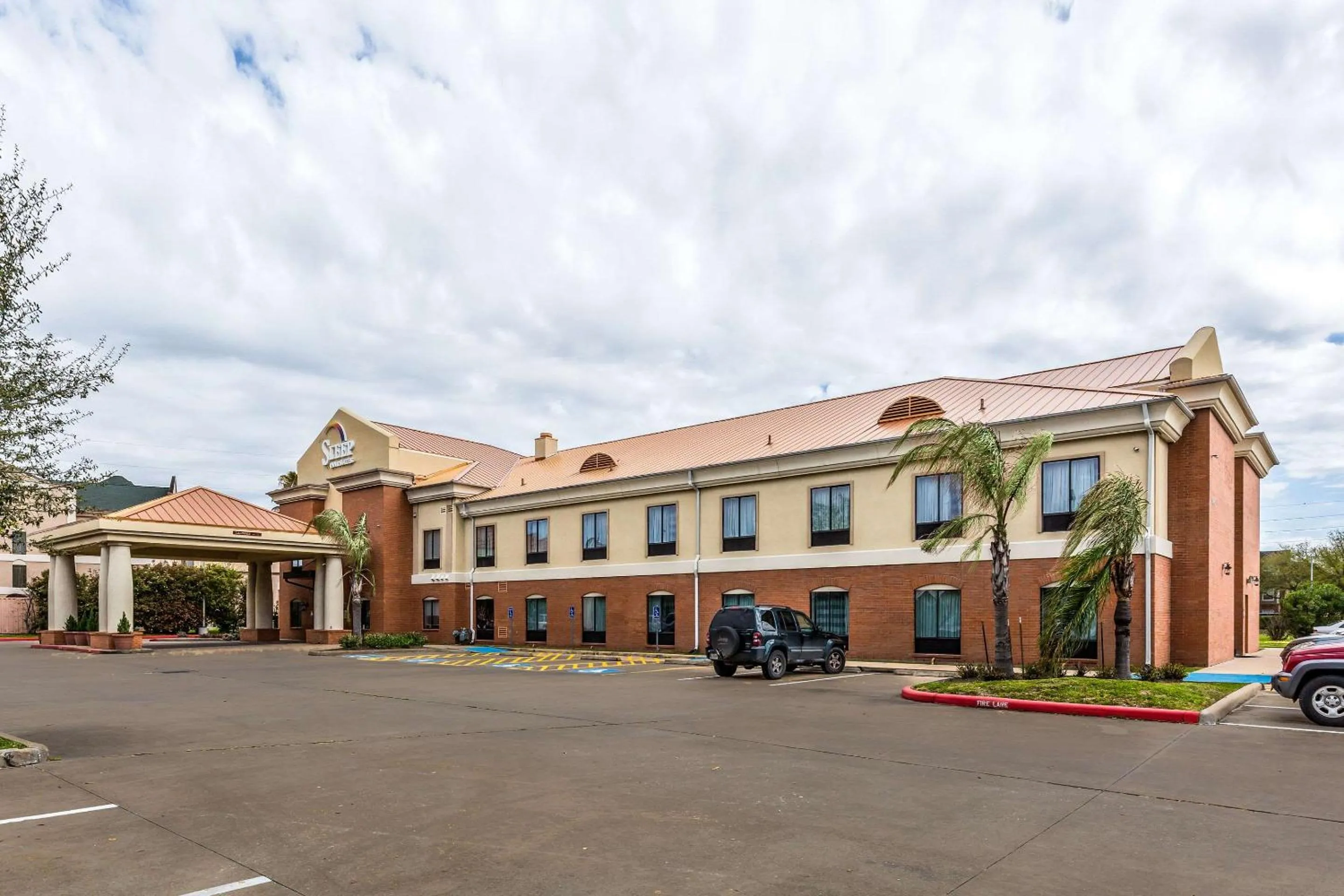 Property building in Sleep Inn & Suites Stafford - Sugarland