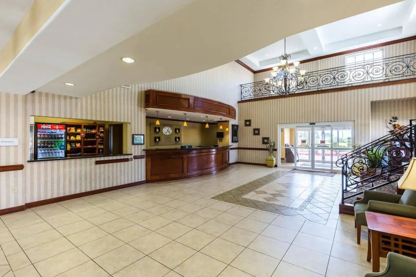 Lobby or reception in Comfort Suites Galveston Cruise Port Area - Beachside Lobby or reception in Comfort Suites Galveston Cruise Port Area - Beachside