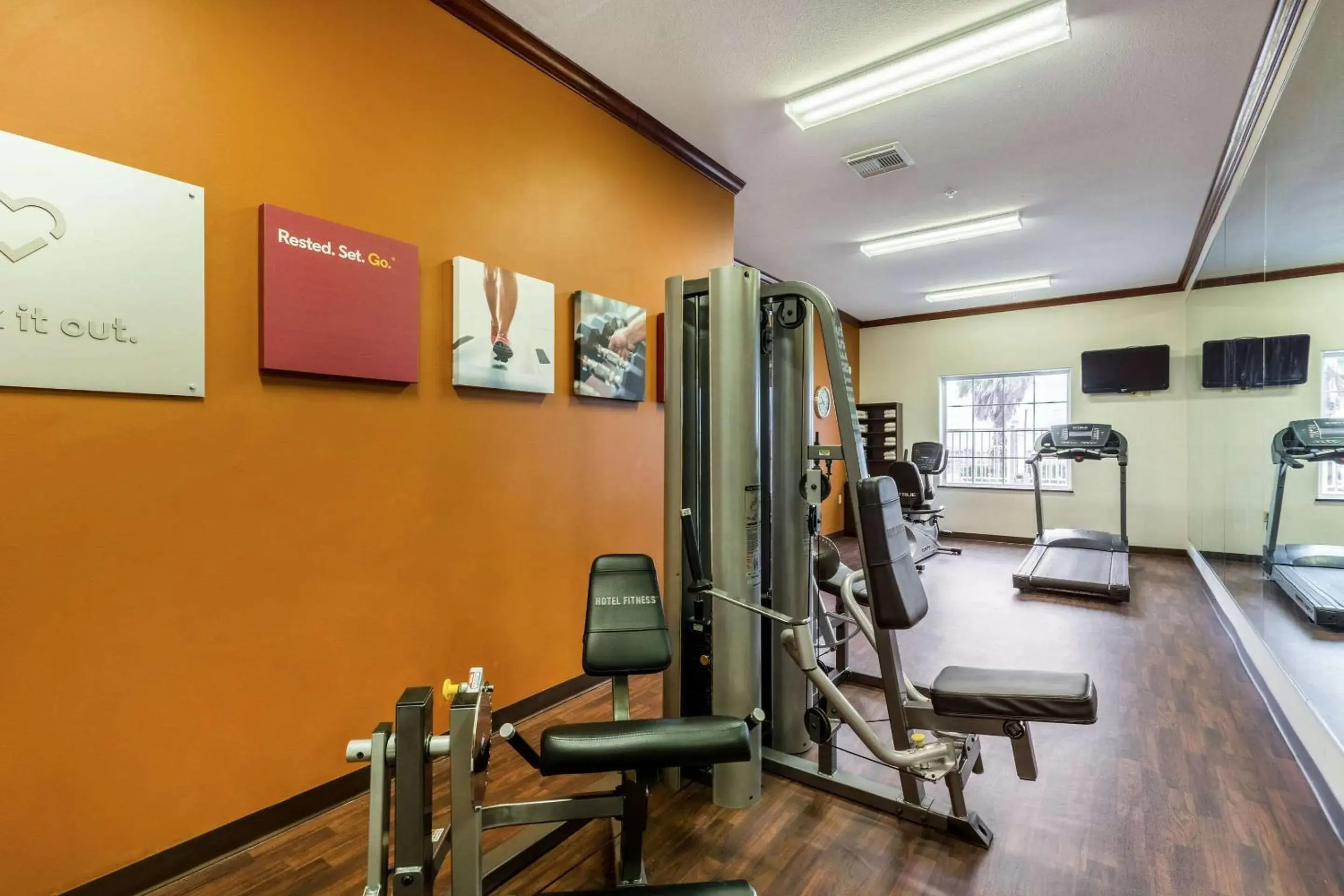 Fitness centre/facilities in Comfort Suites Galveston Cruise Port Area - Beachside Fitness centre/facilities in Comfort Suites Galveston Cruise Port Area - Beachside