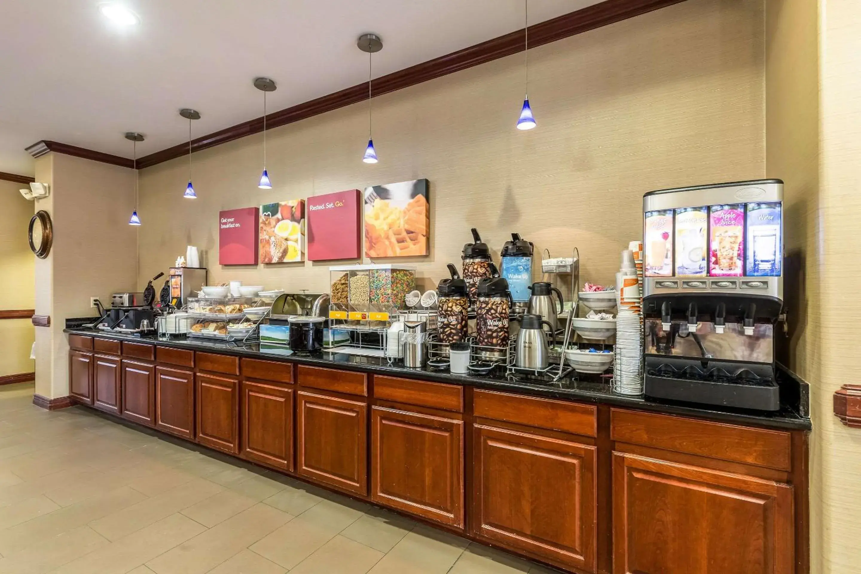 Restaurant/places to eat in Comfort Suites Galveston Cruise Port Area - Beachside Restaurant/places to eat in Comfort Suites Galveston Cruise Port Area - Beachside