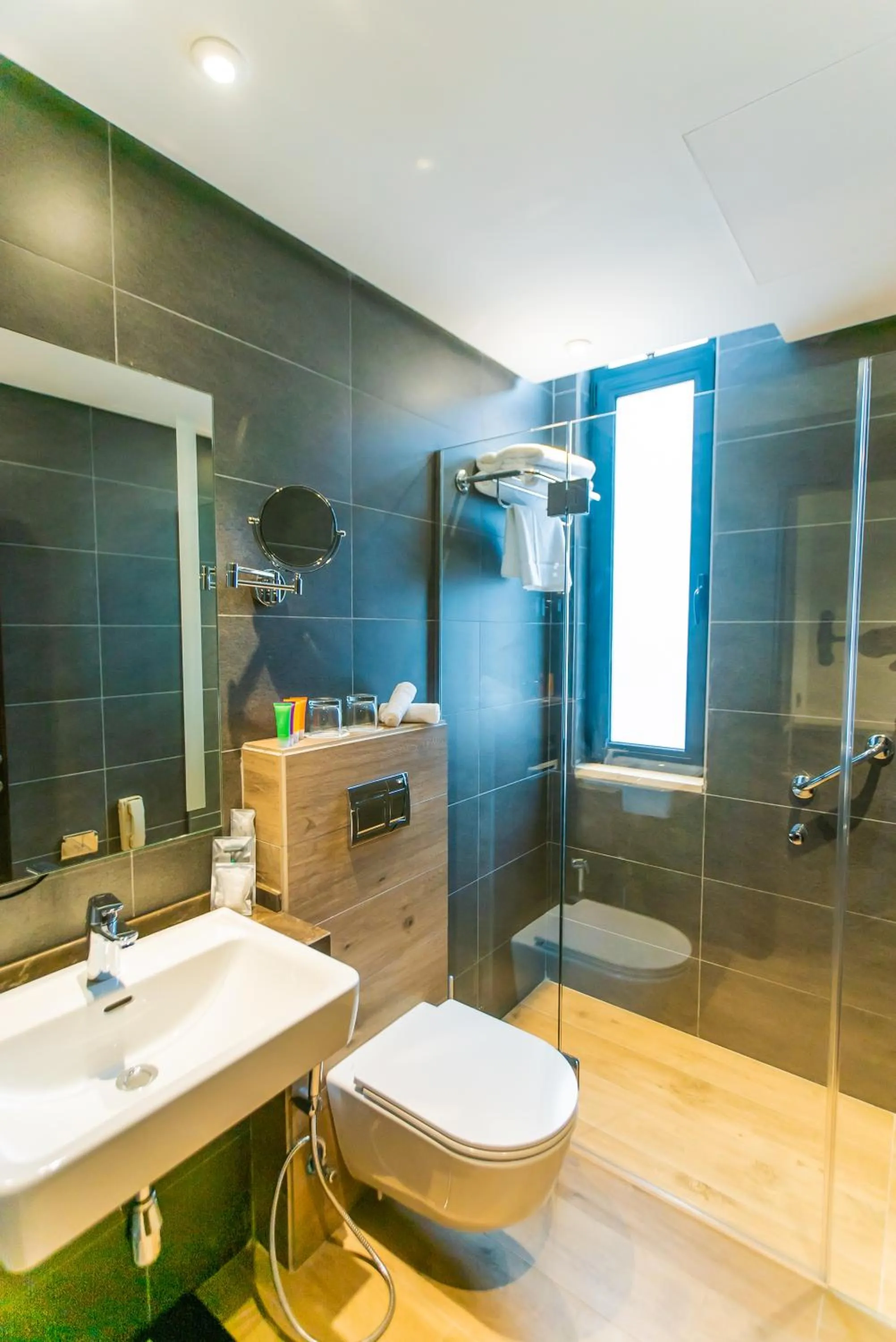 Shower in The Compass Hotel