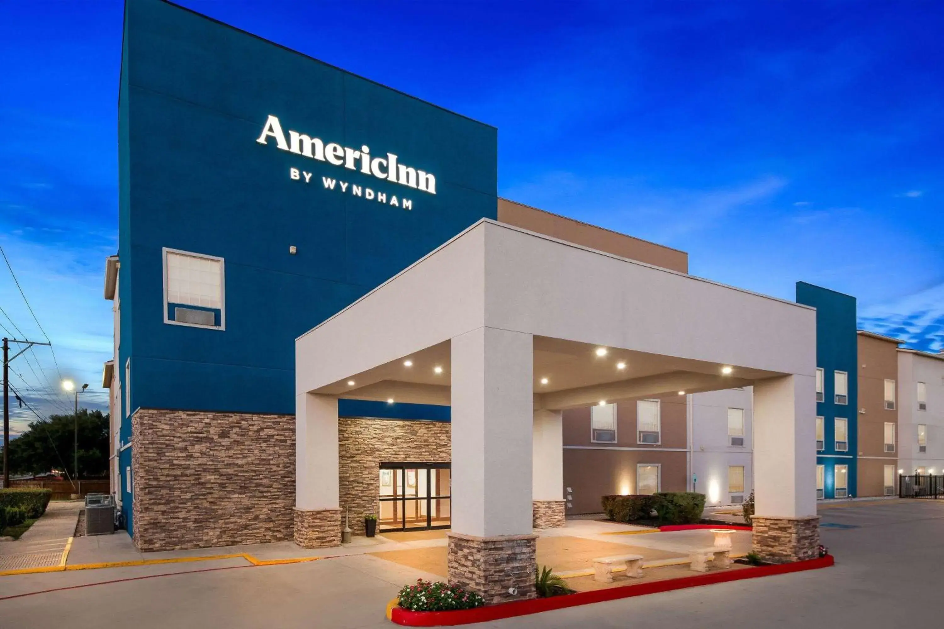 Property building in AmericInn by Wyndham New Braunfels Property building in AmericInn by Wyndham New Braunfels