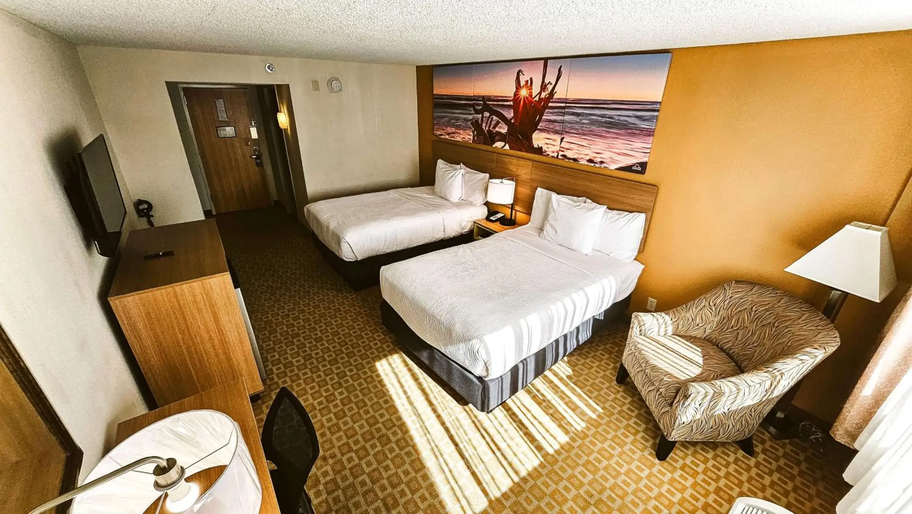 Photo of the whole room, Bed in Days Inn by Wyndham Sherman Photo of the whole room, Bed in Days Inn by Wyndham Sherman