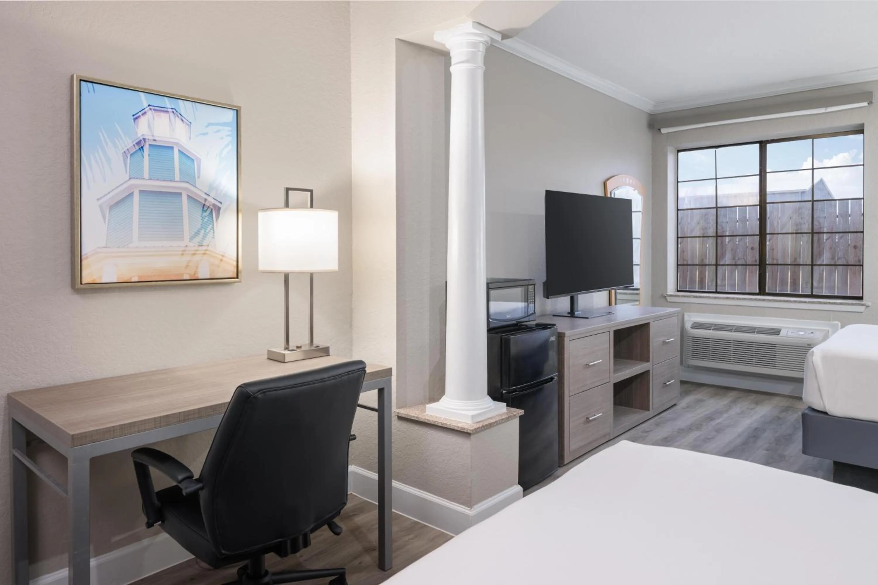 Bedroom, Bed in Melrose @ Seabrook, BW Signature Collection by Best Western