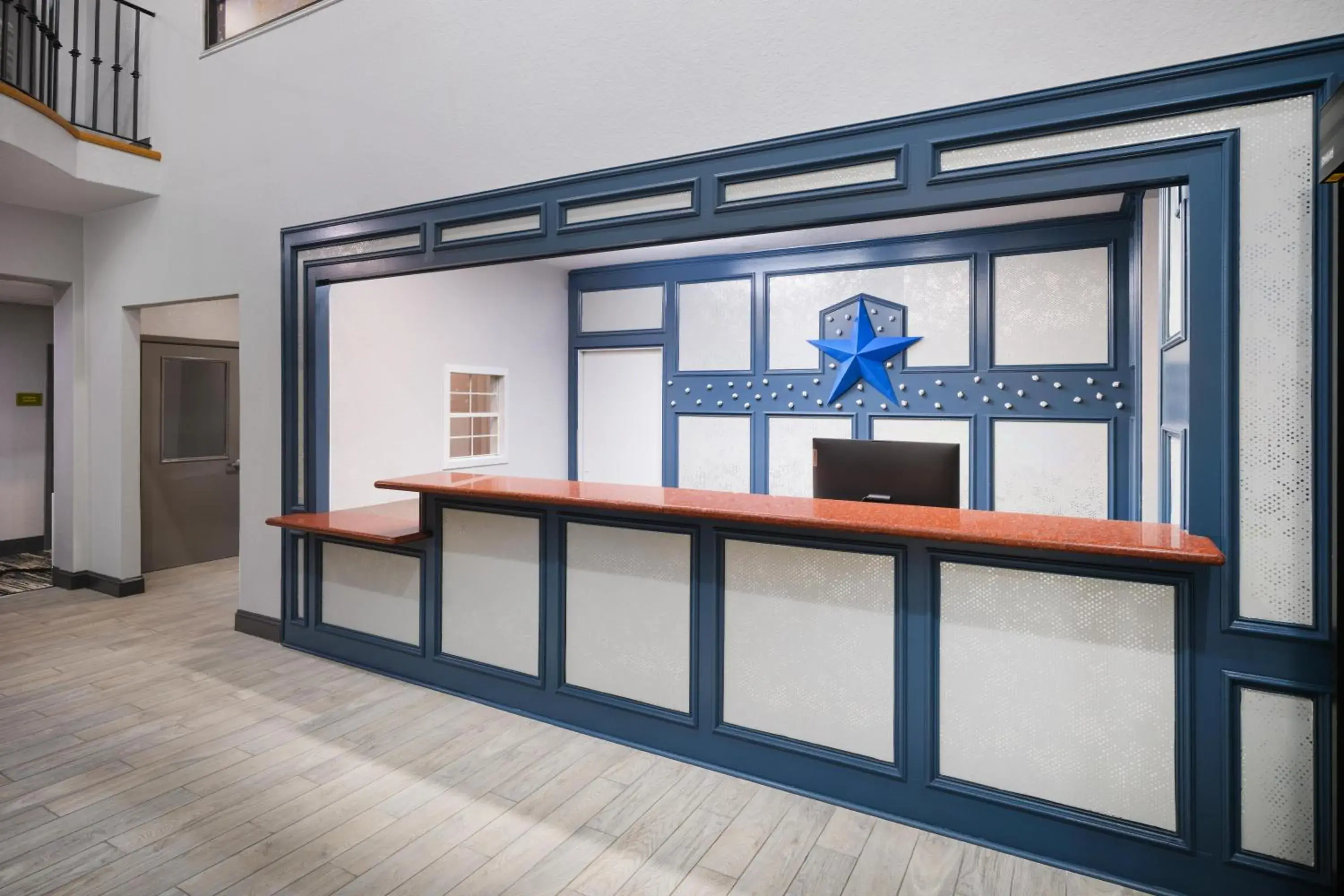 Lobby or reception in Melrose @ Seabrook, BW Signature Collection by Best Western Lobby or reception in Melrose @ Seabrook, BW Signature Collection by Best Western