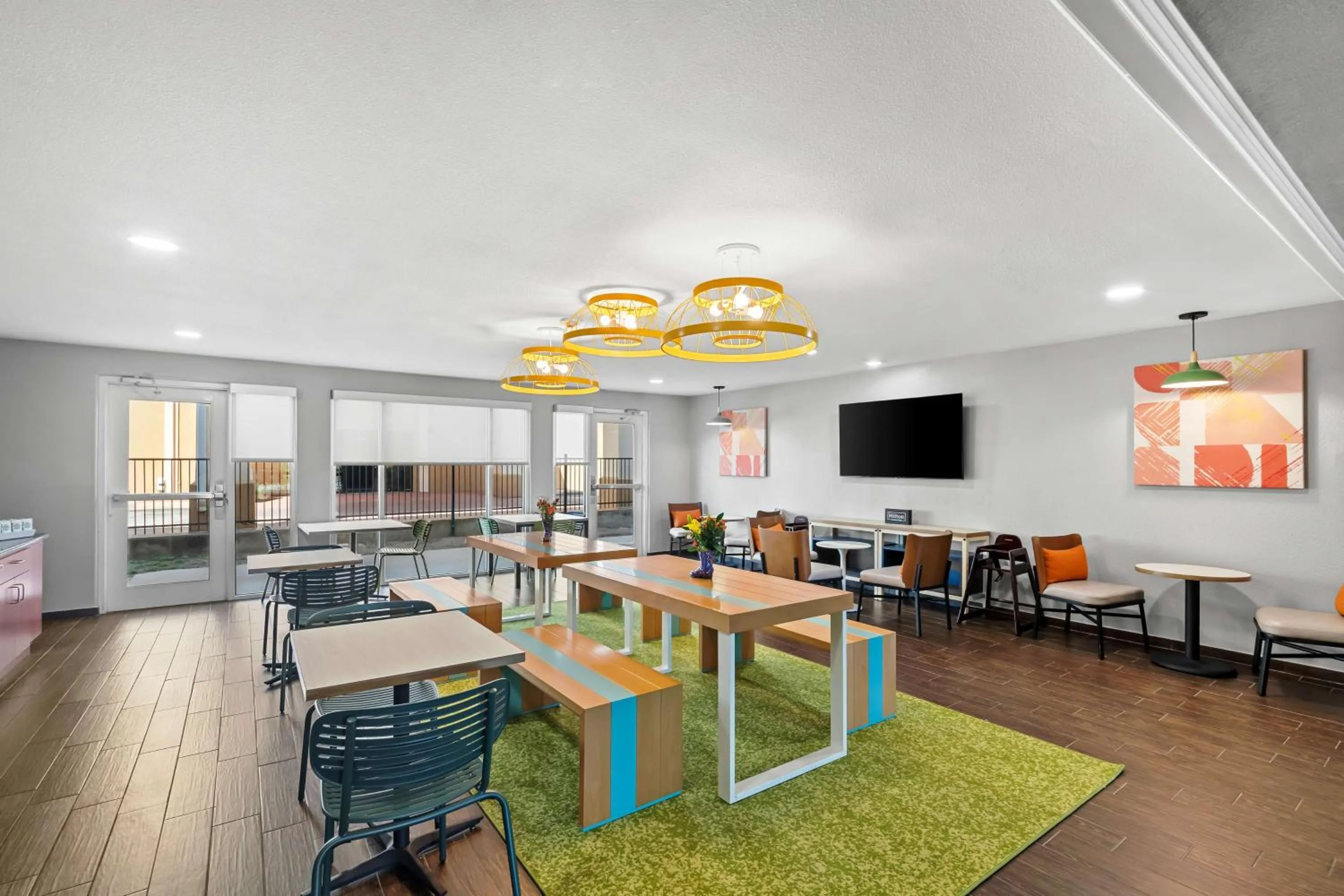 Breakfast in Sleep Inn & Suites Near Fort Cavazos