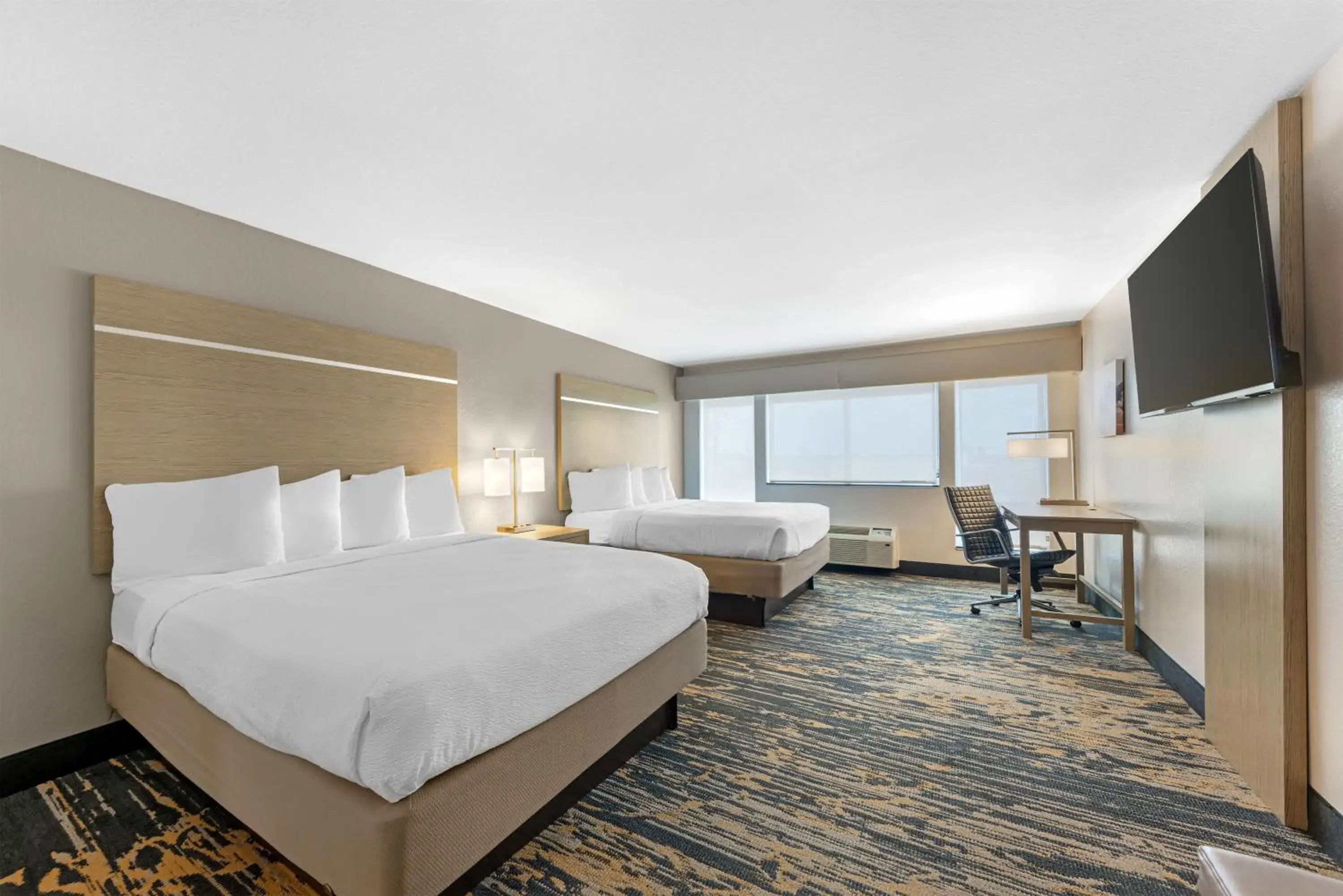 Bedroom, Bed in Best Western Plus Killeen - Fort Cavazos Hotel & Suites Bedroom, Bed in Best Western Plus Killeen - Fort Cavazos Hotel & Suites