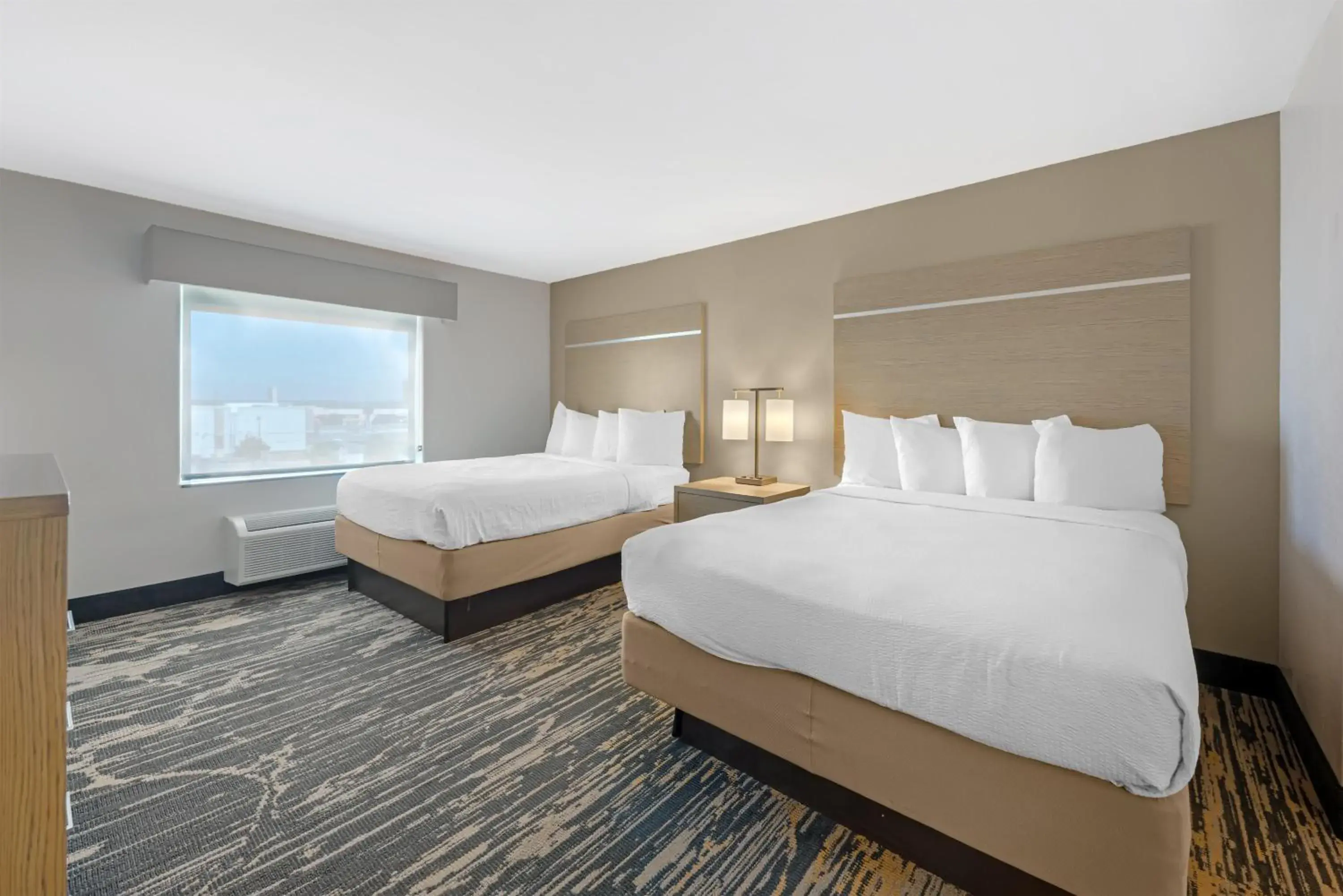 Bedroom, Bed in Best Western Plus Killeen - Fort Cavazos Hotel & Suites Bedroom, Bed in Best Western Plus Killeen - Fort Cavazos Hotel & Suites