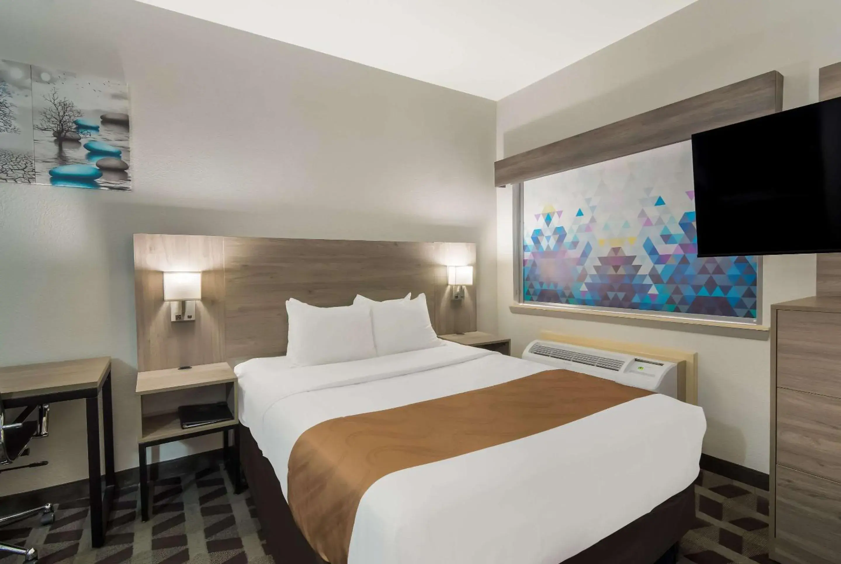 Bedroom, Bed in Quality Inn & Suites Waco North Bedroom, Bed in Quality Inn & Suites Waco North