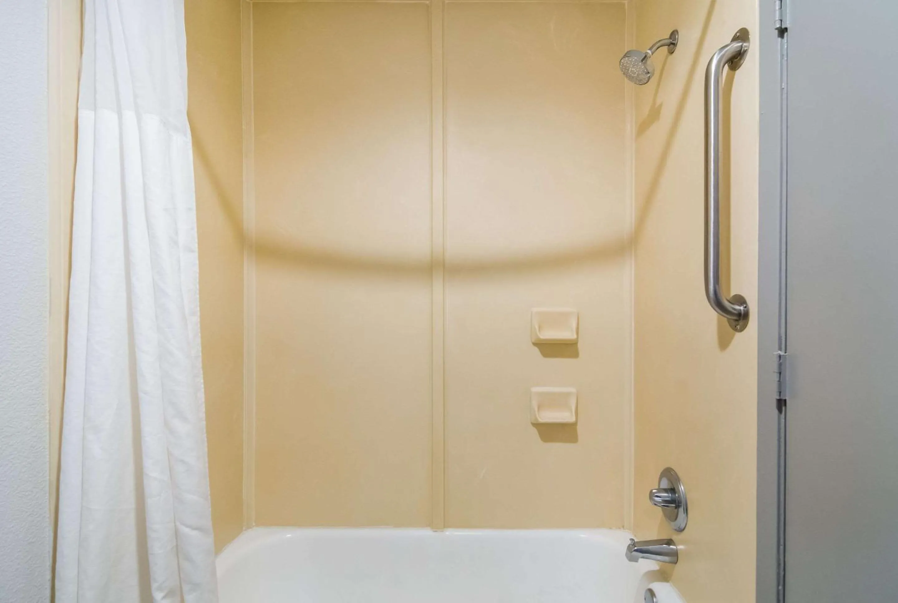 Bedroom in Quality Inn & Suites Waco North