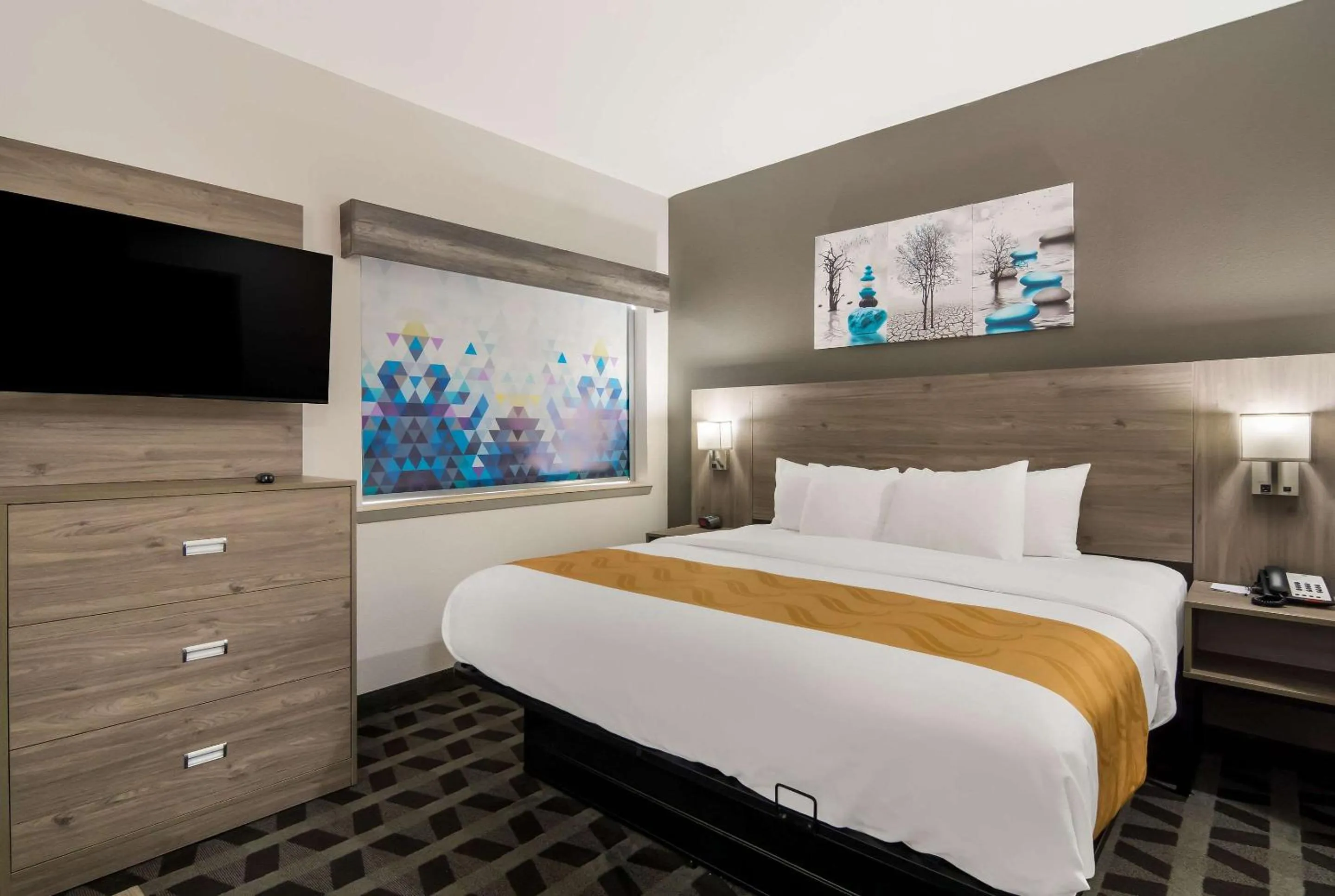 Bedroom, Bed in Quality Inn & Suites Waco North