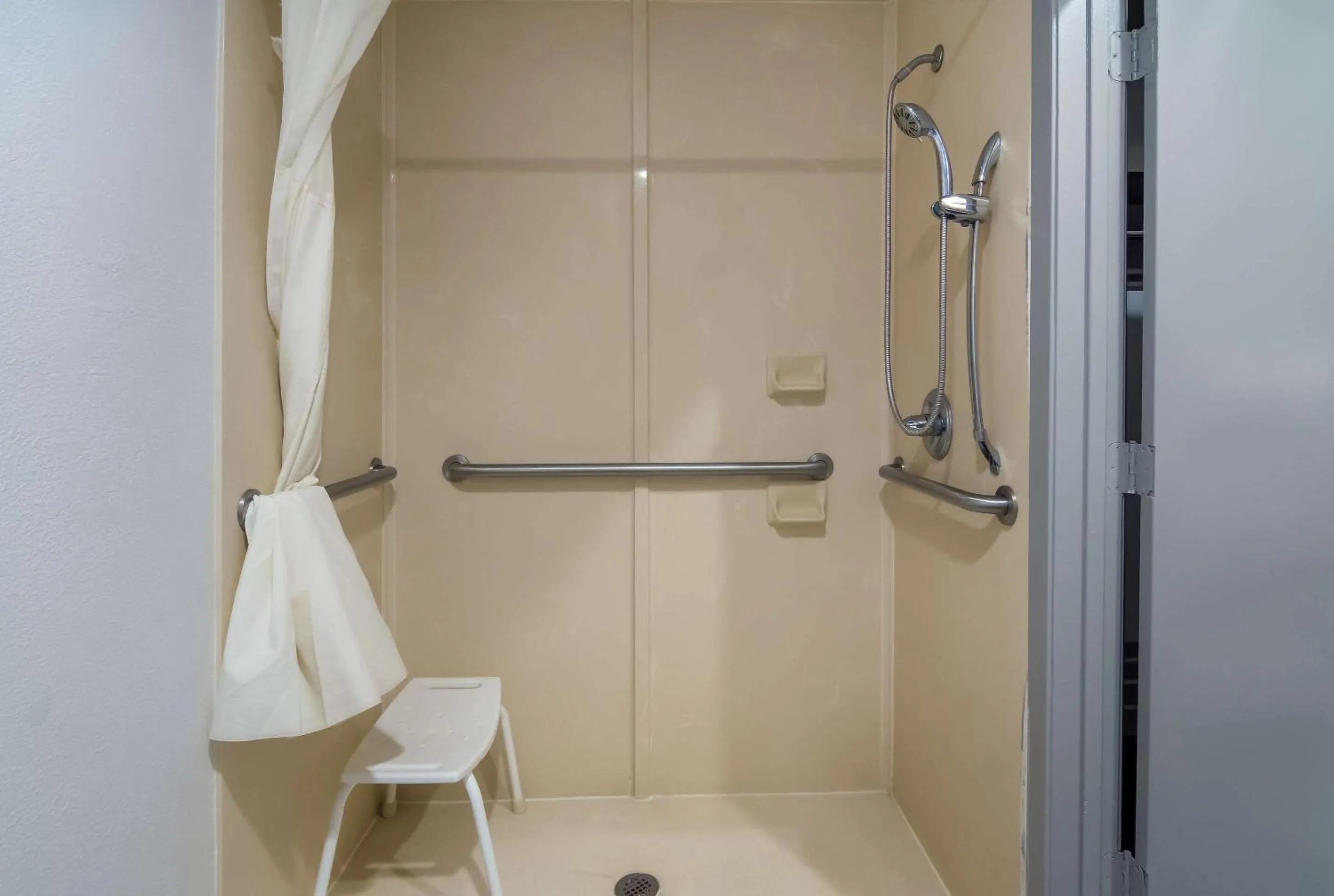 Bedroom in Quality Inn & Suites Waco North