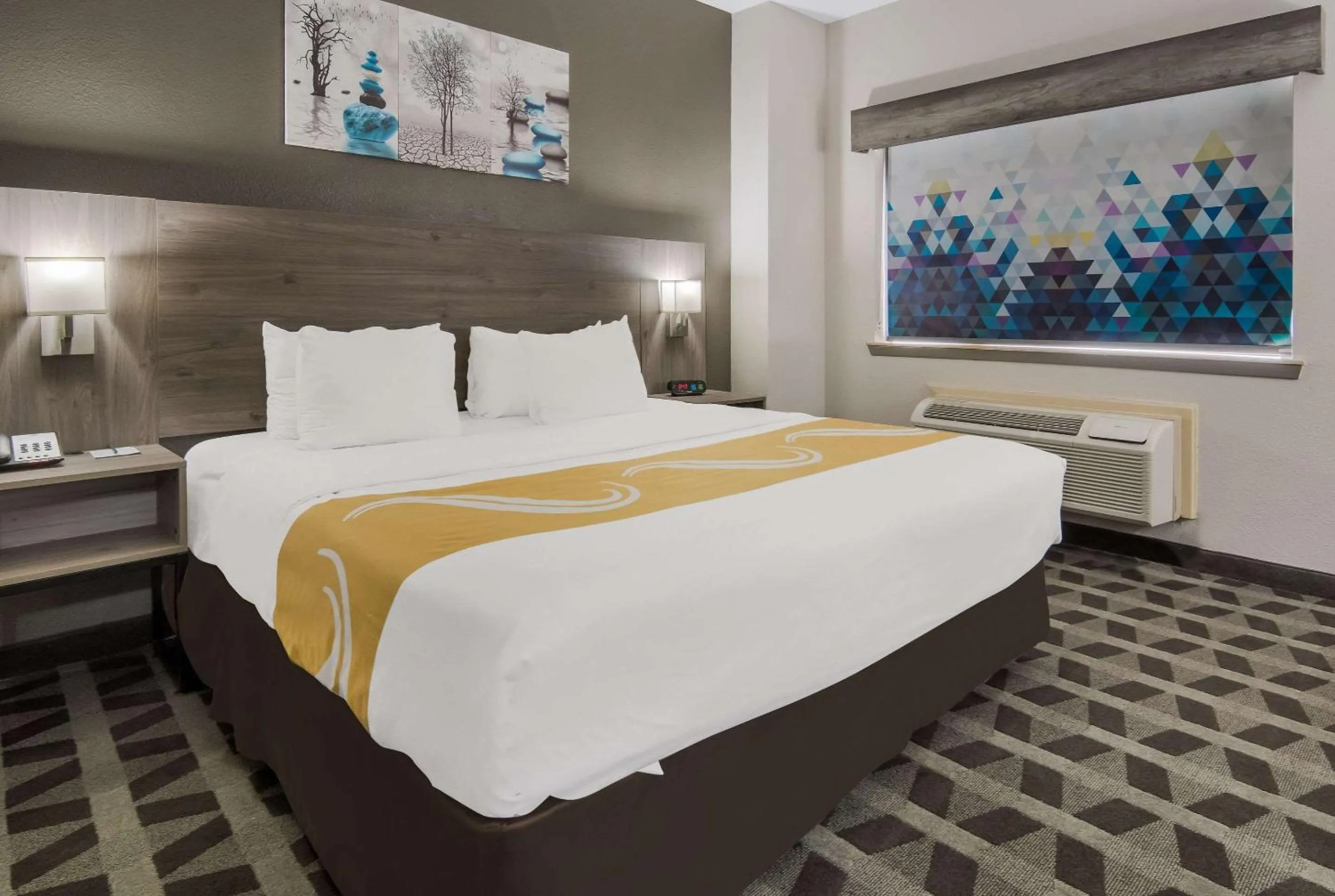 Bedroom, Bed in Quality Inn & Suites Waco North