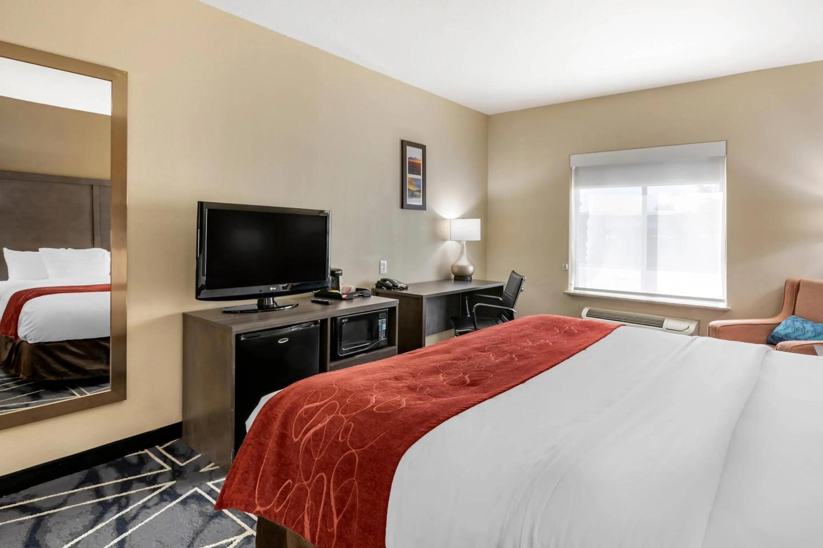 Bedroom, Bed in Comfort Inn & Suites Lubbock West